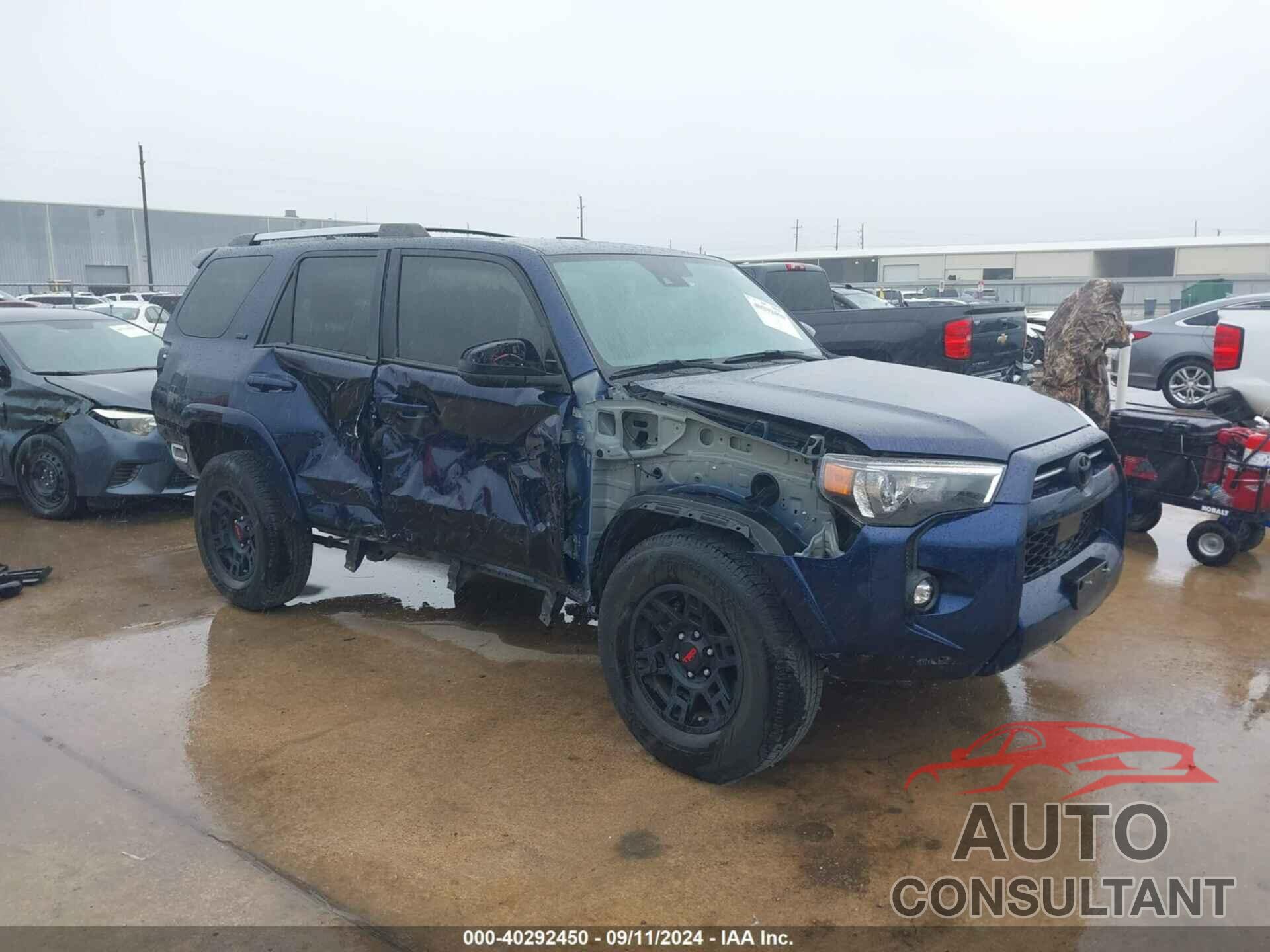 TOYOTA 4RUNNER 2022 - JTEEU5JR1N5270848