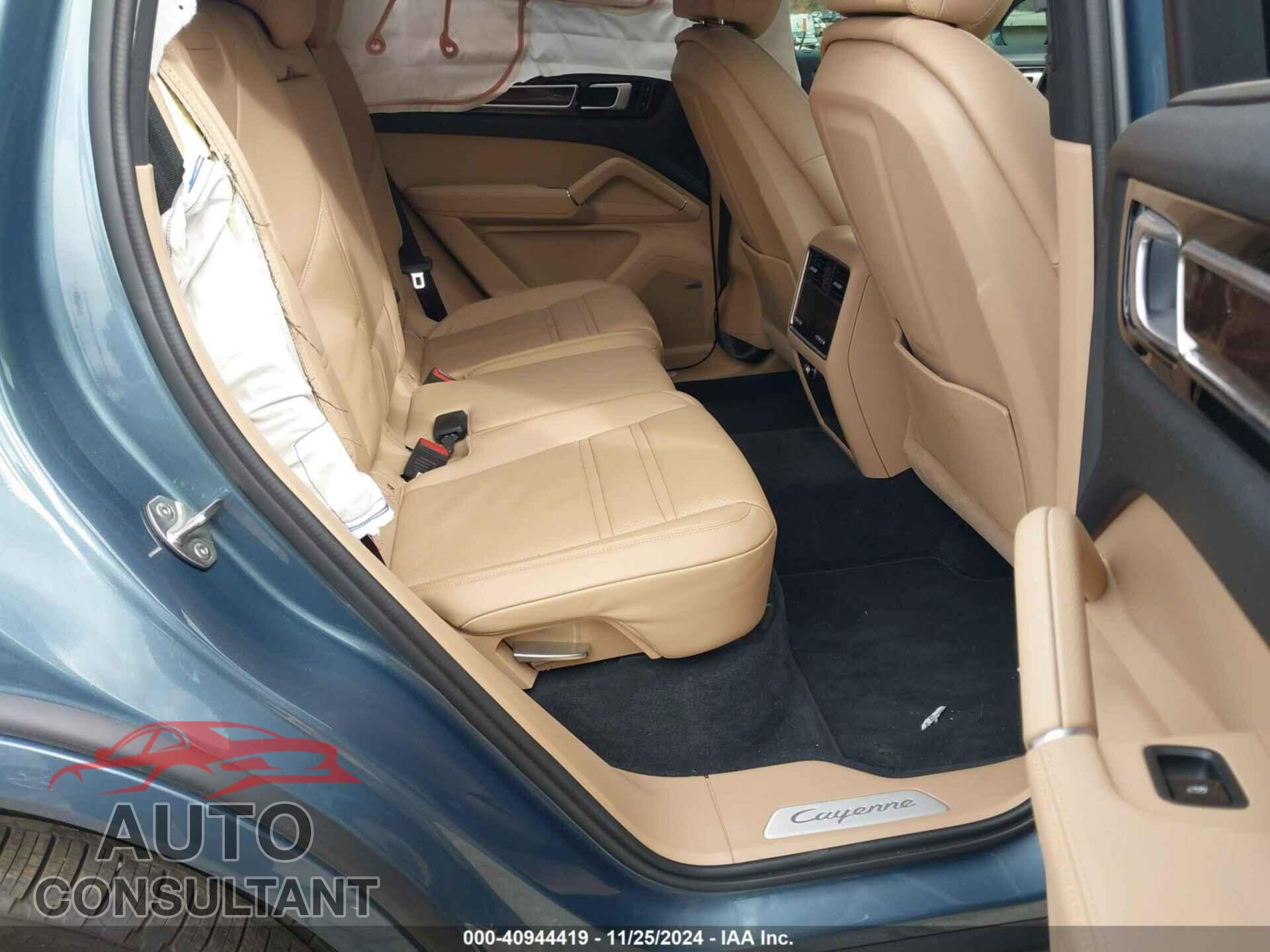 PORSCHE CAYENNE 2019 - WP1AA2AY7KDA02792