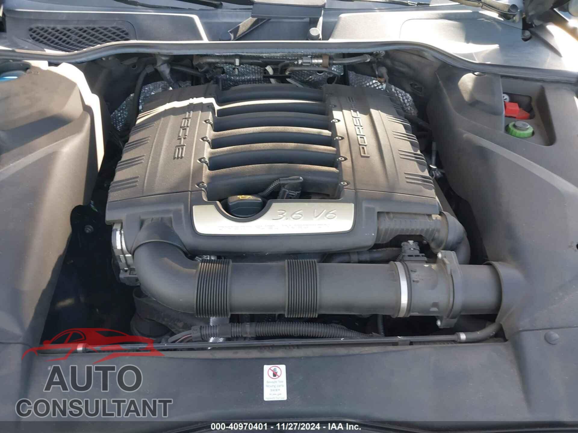 PORSCHE CAYENNE 2017 - WP1AA2A23HKA82561
