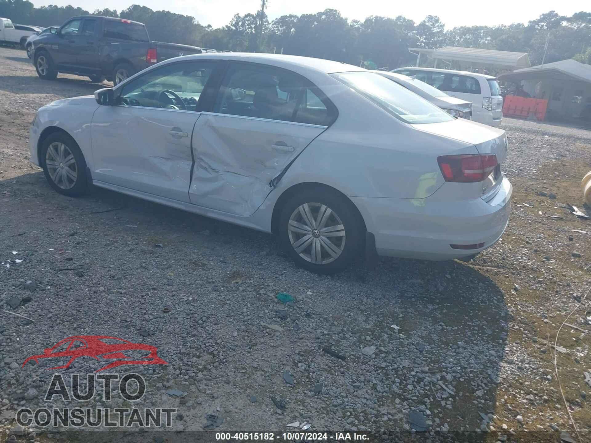 VOLKSWAGEN JETTA 2017 - 3VW2B7AJ4HM302478