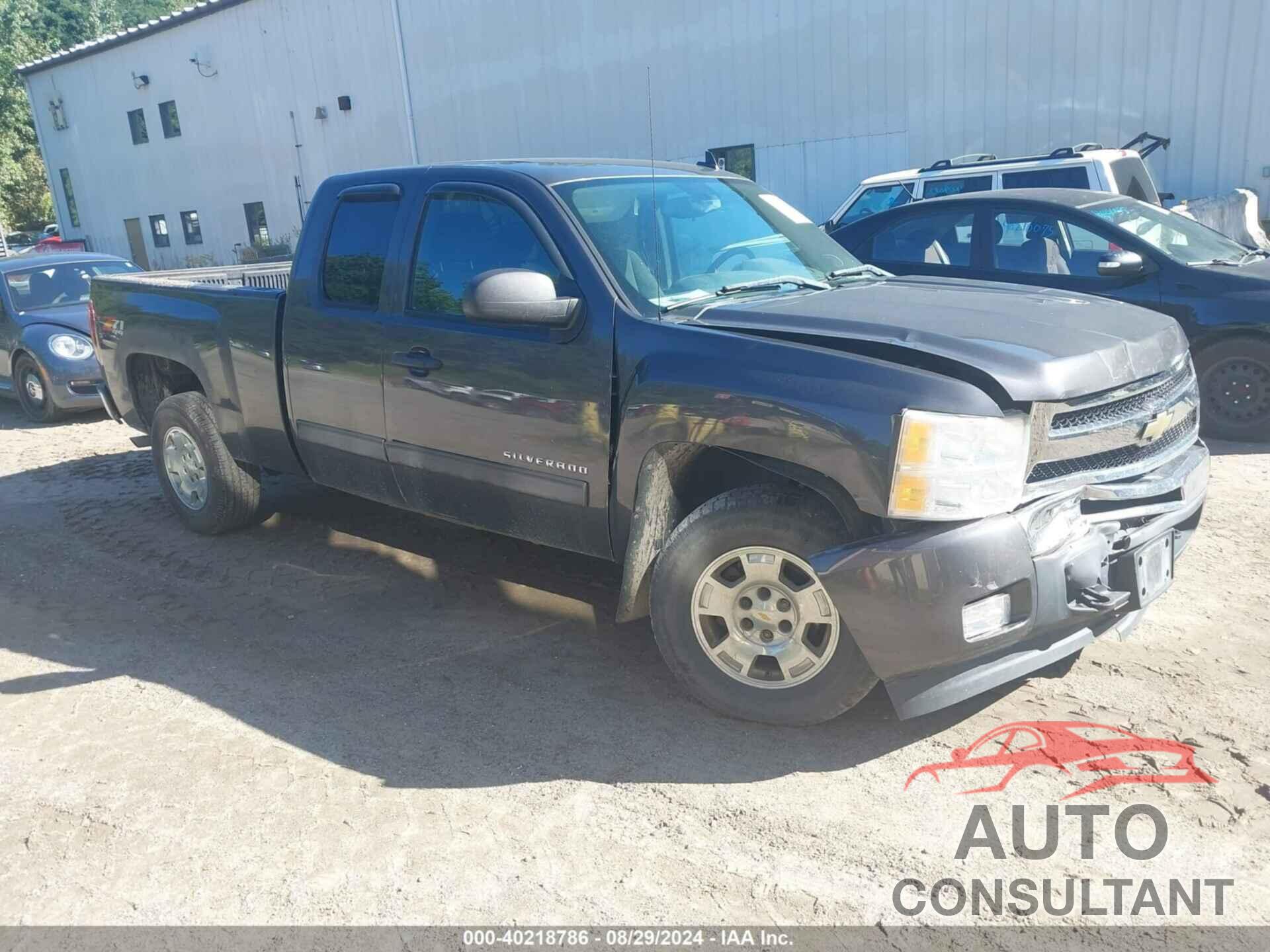 CHEVROLET SILVERADO 1500 2011 - 1GCRKSE37BZ158768