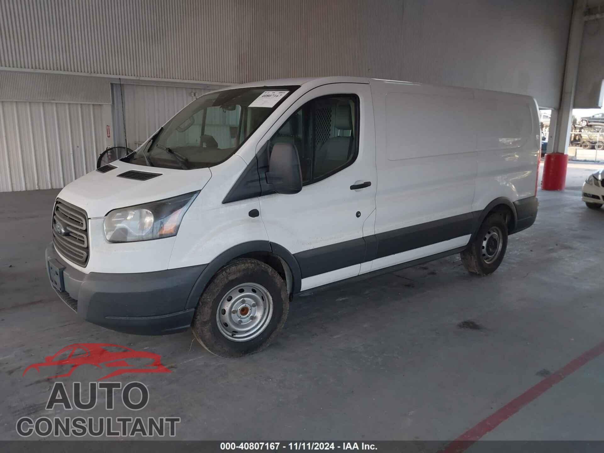 FORD TRANSIT-150 2018 - 1FTYE1ZM5JKA43500