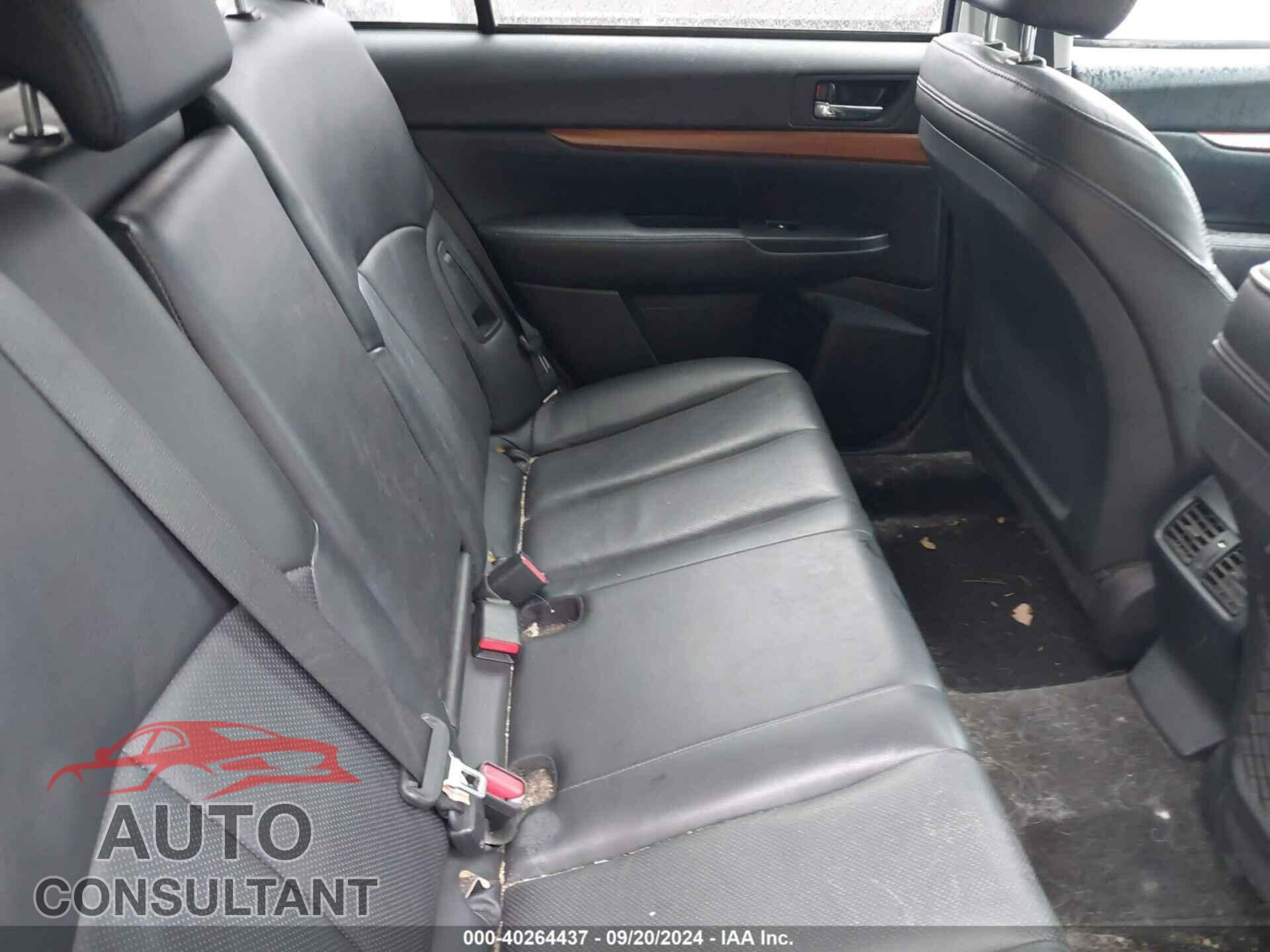 SUBARU OUTBACK 2013 - 4S4BRBKC3D3284614