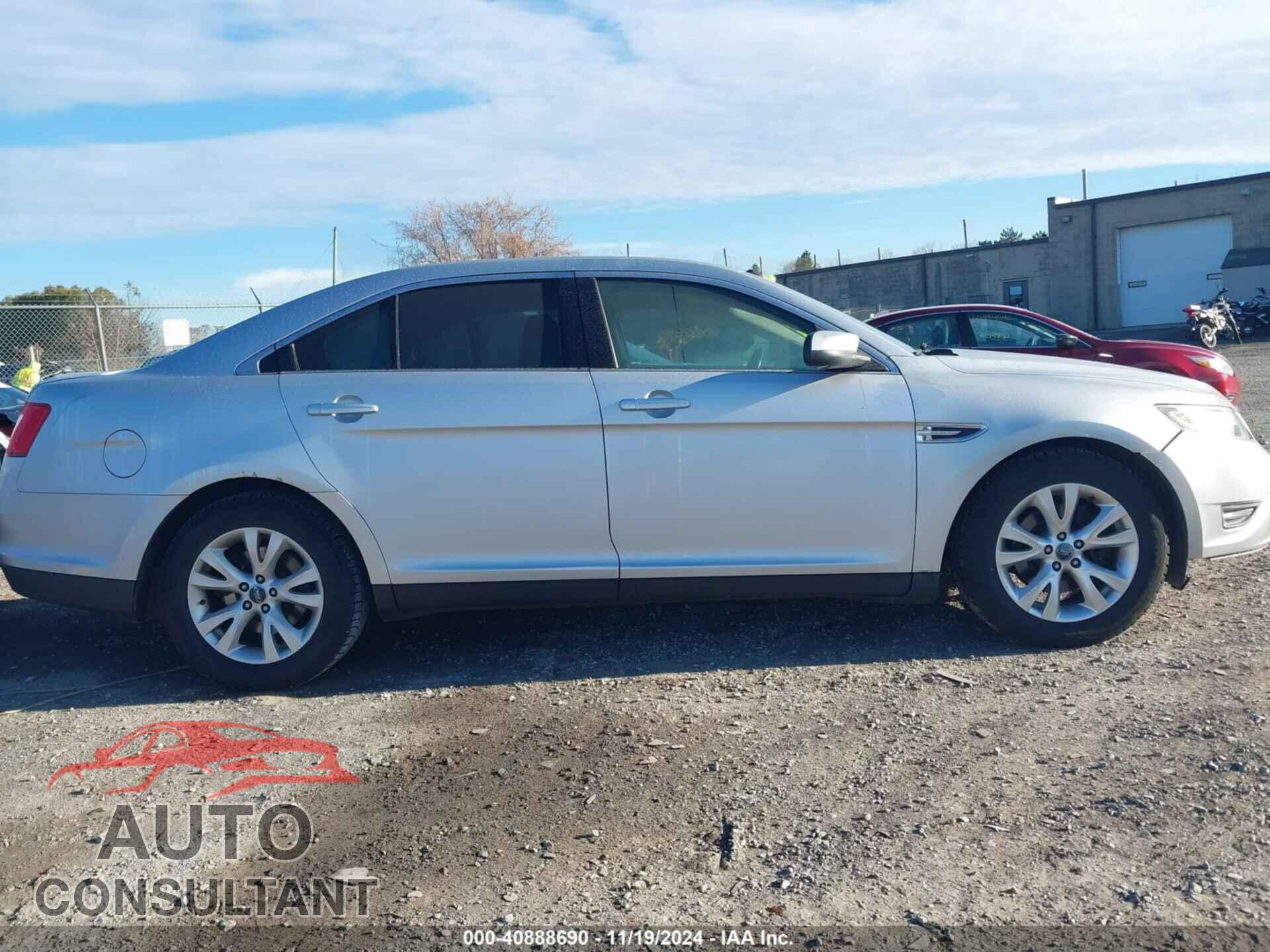 FORD TAURUS 2011 - 1FAHP2EW0BG110327
