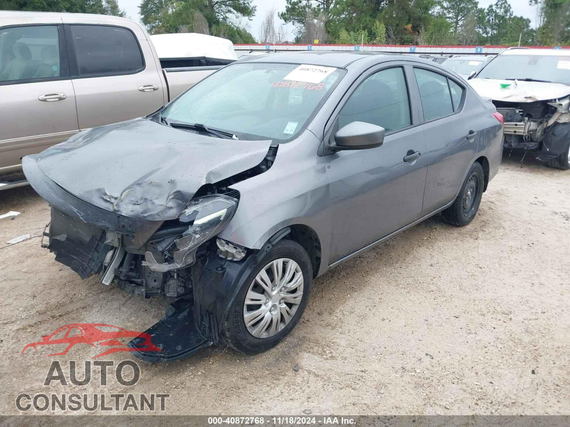 NISSAN VERSA 2017 - 3N1CN7AP7HL821018