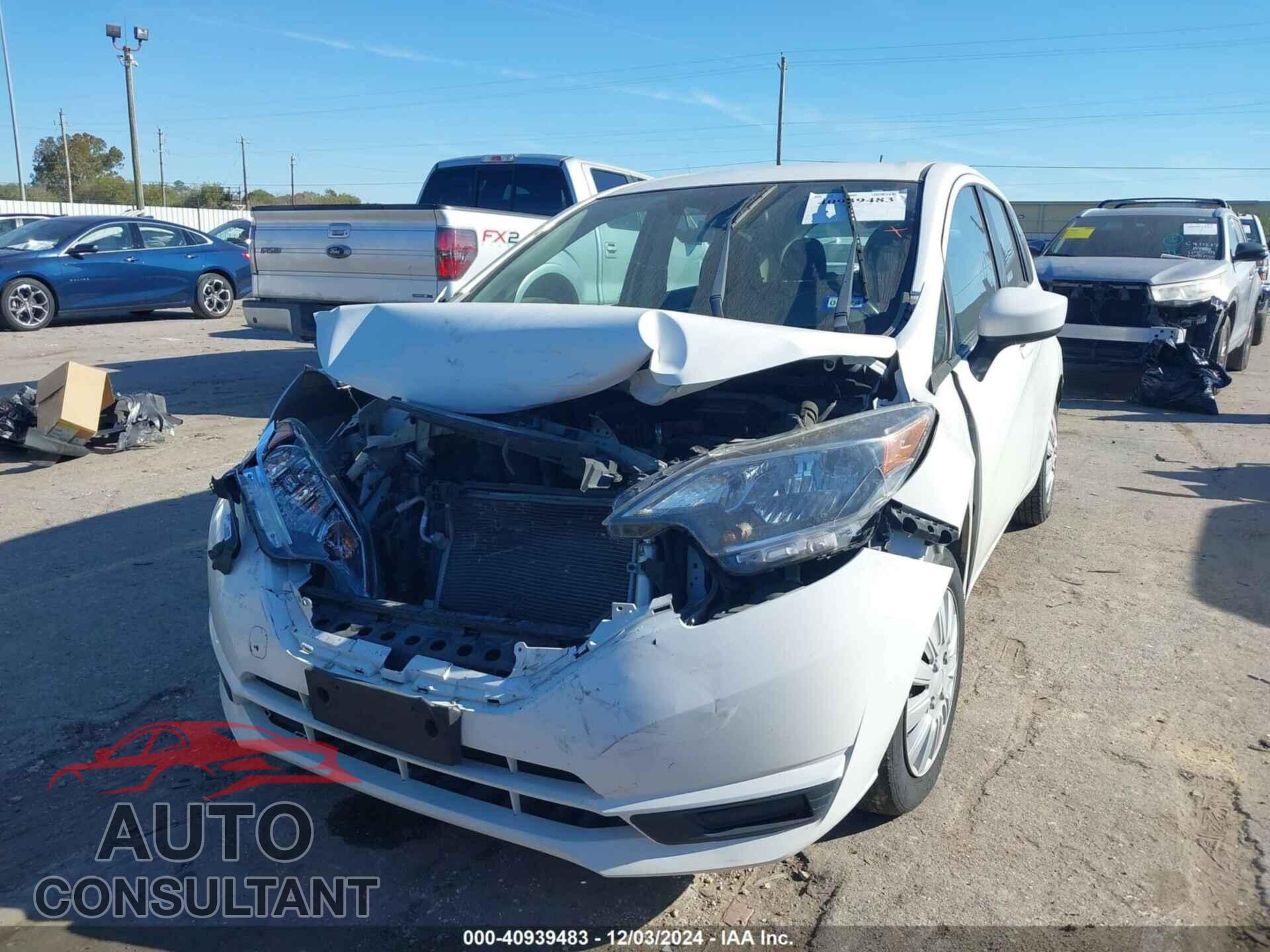 NISSAN VERSA NOTE 2017 - 3N1CE2CPXHL371574
