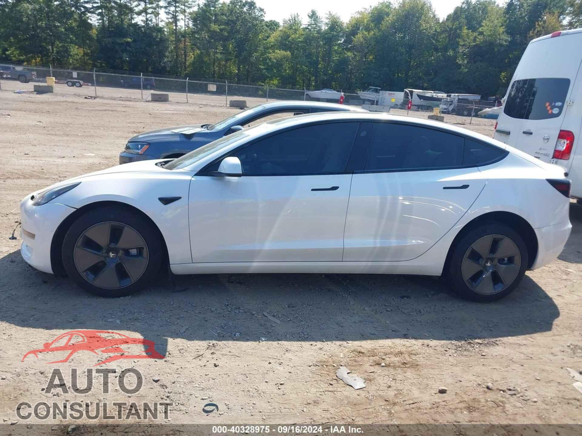 TESLA MODEL 3 2021 - 5YJ3E1EB5MF960596