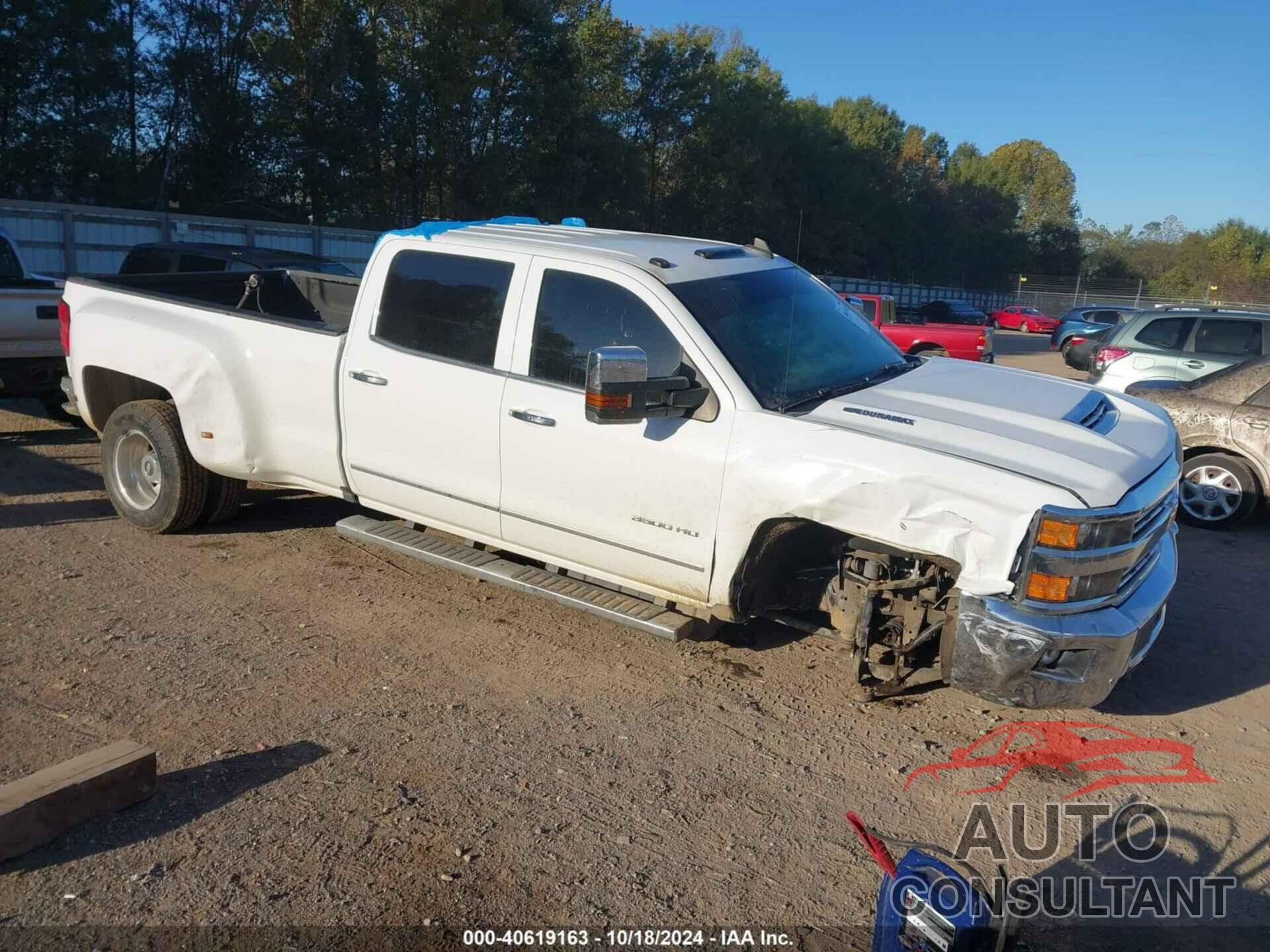 CHEVROLET SILVERADO 3500HD 2017 - 1GC4K0CY7HF226171