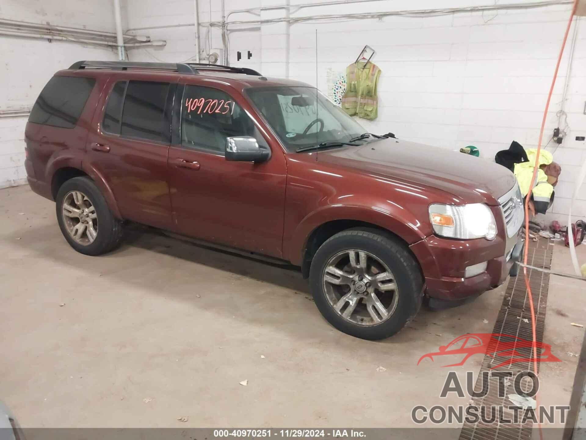 FORD EXPLORER 2010 - 1FMEU8F83AUA79367