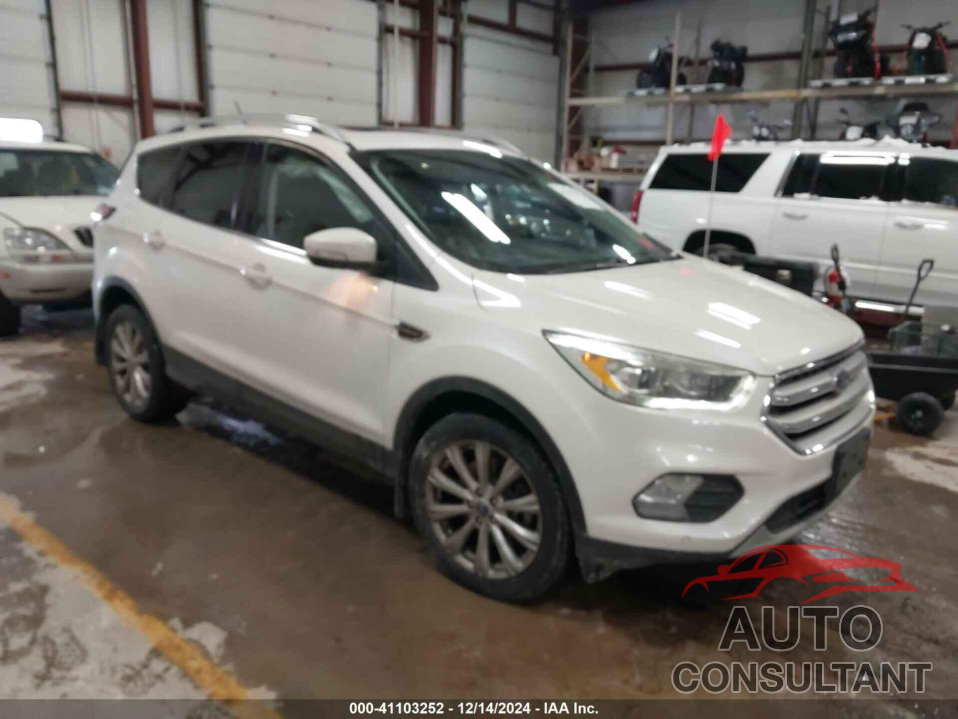 FORD ESCAPE 2018 - 1FMCU9J90JUA33623