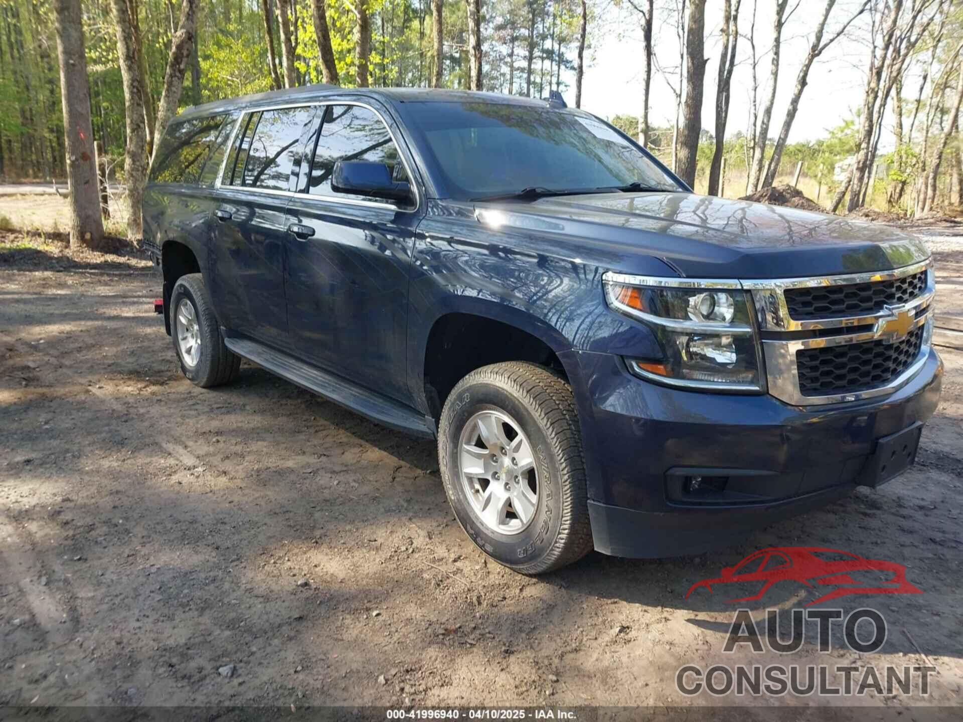 CHEVROLET SUBURBAN 2019 - 1GNSKHKC5KR333566