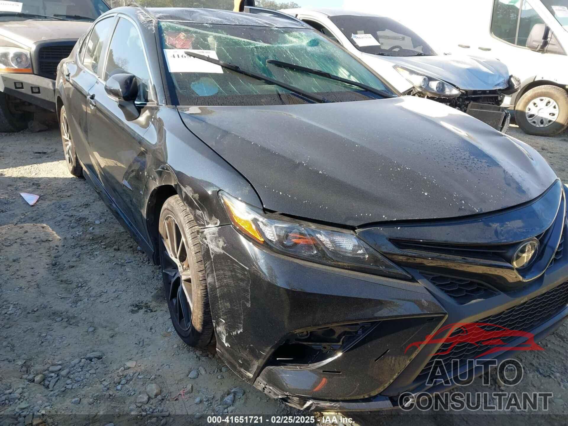 TOYOTA CAMRY 2024 - 4T1G11BK3RU109361