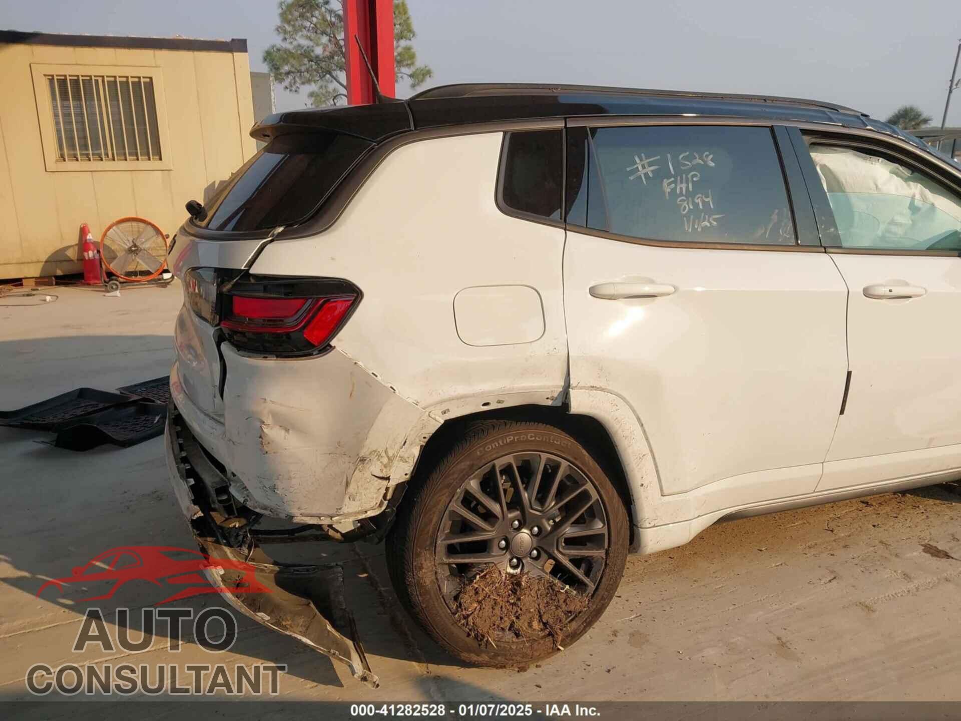 JEEP COMPASS 2022 - 3C4NJDCB7NT148194
