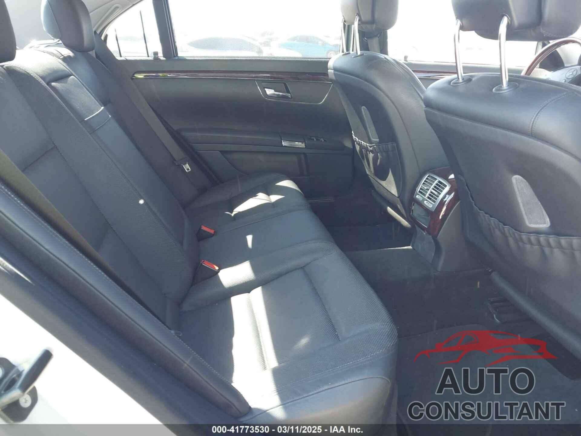 MERCEDES-BENZ S 550 2012 - WDDNG7DB0CA426586
