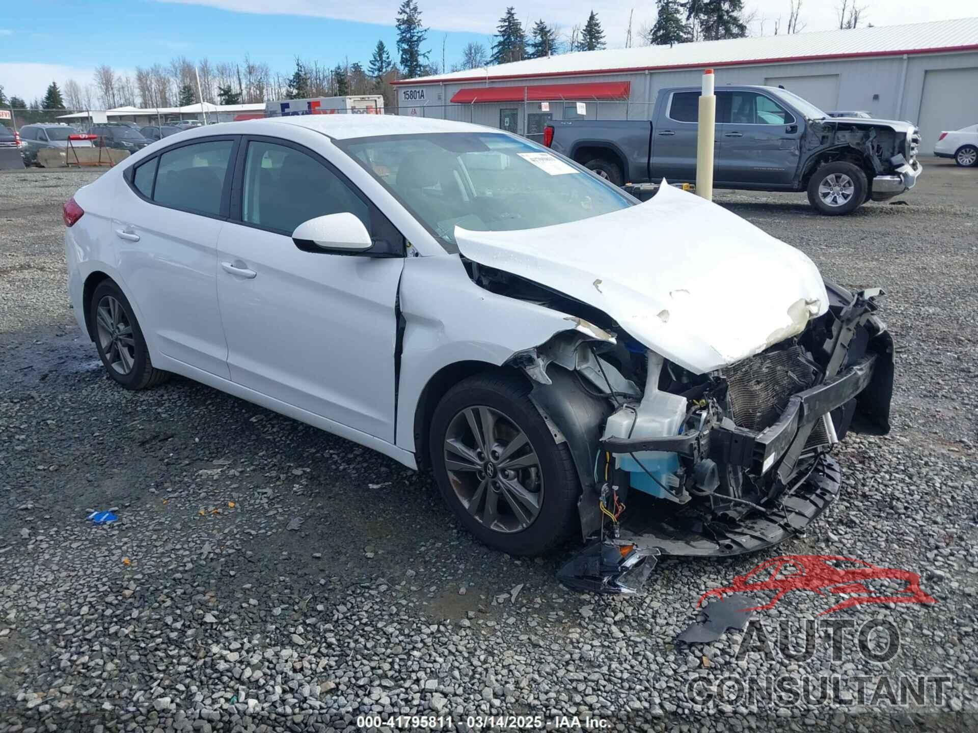 HYUNDAI ELANTRA 2018 - 5NPD84LF4JH257751