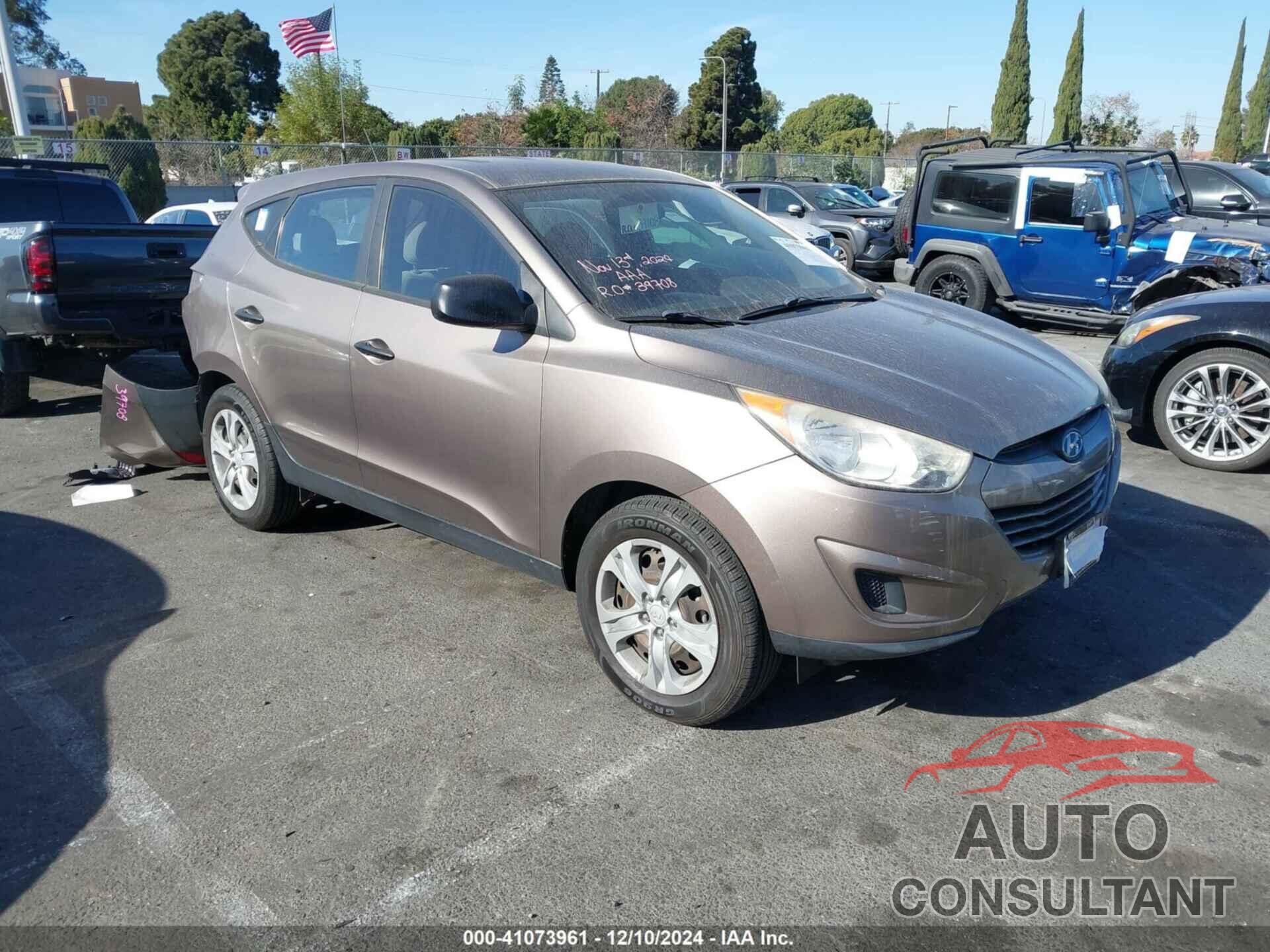 HYUNDAI TUCSON 2010 - KM8JT3AC1AU086771