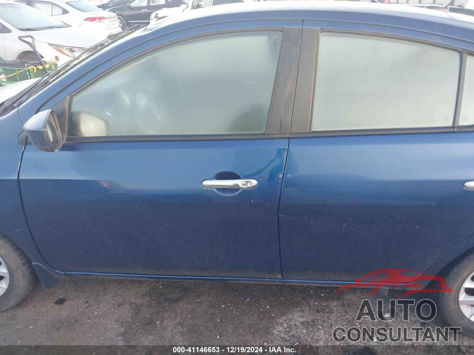 NISSAN VERSA 2018 - 3N1CN7APXJL841933