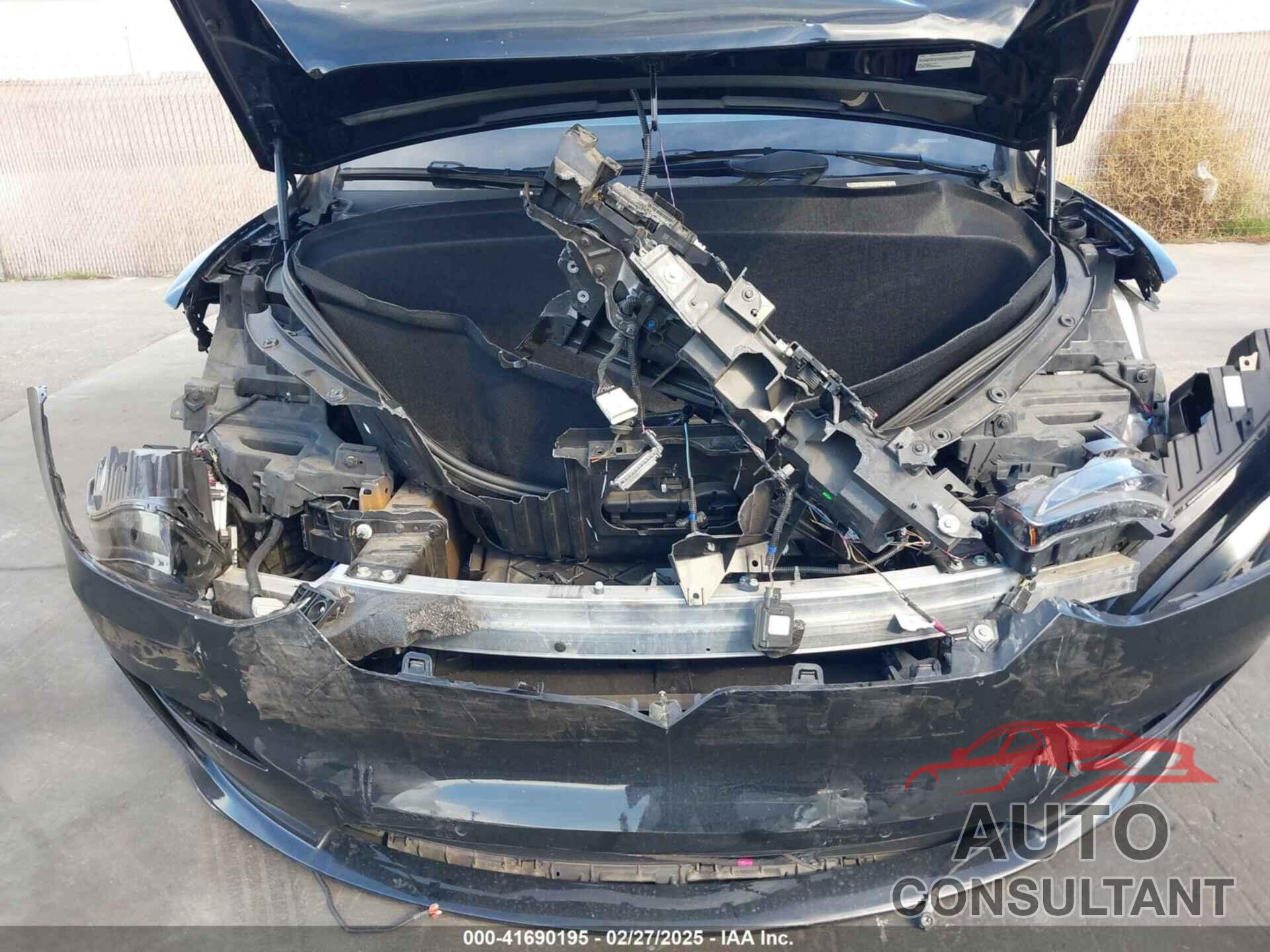 TESLA MODEL X 2022 - 7SAXCBE56NF330162