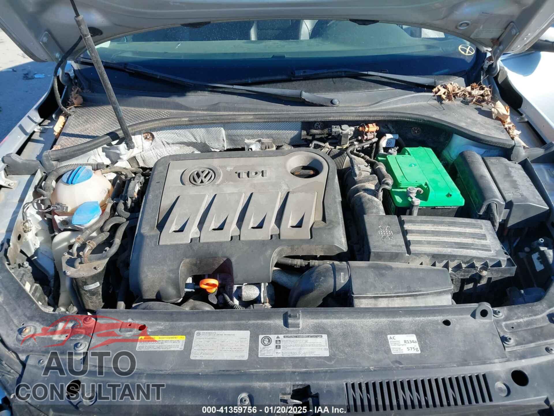 VOLKSWAGEN PASSAT 2014 - 1VWBN7A33EC008950
