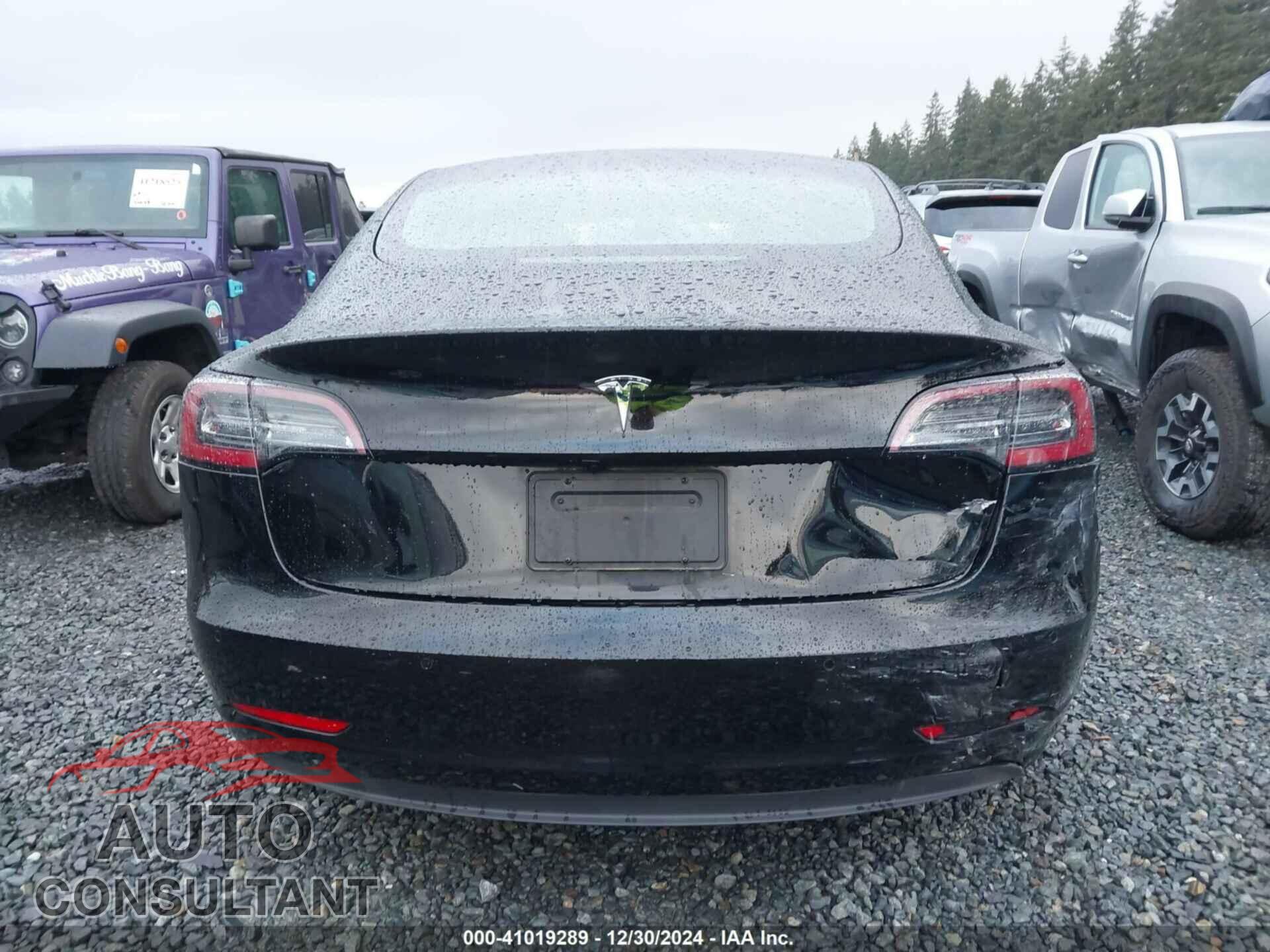 TESLA MODEL 3 2021 - 5YJ3E1EA8MF875503