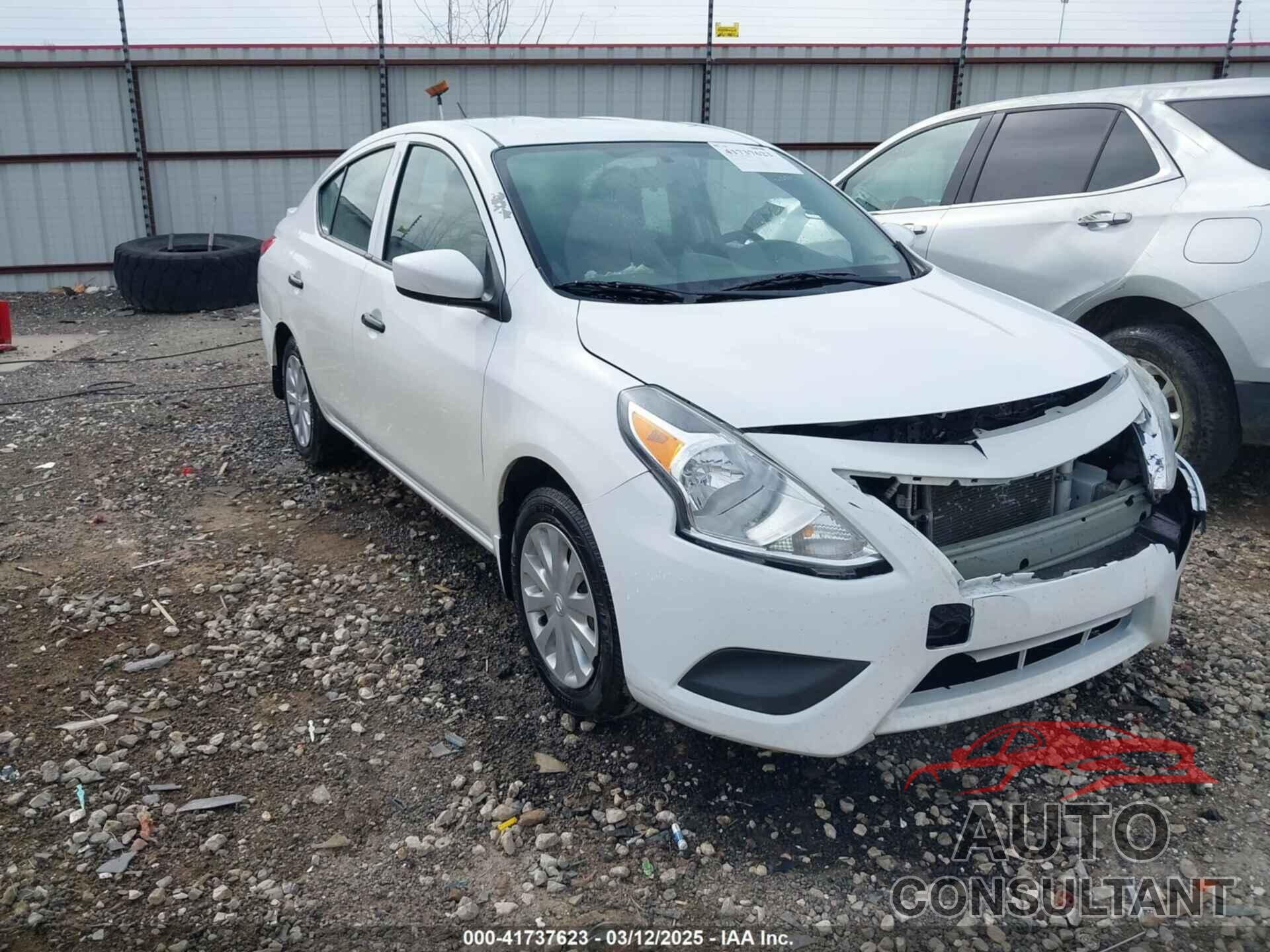 NISSAN VERSA 2018 - 3N1CN7AP6JL842366