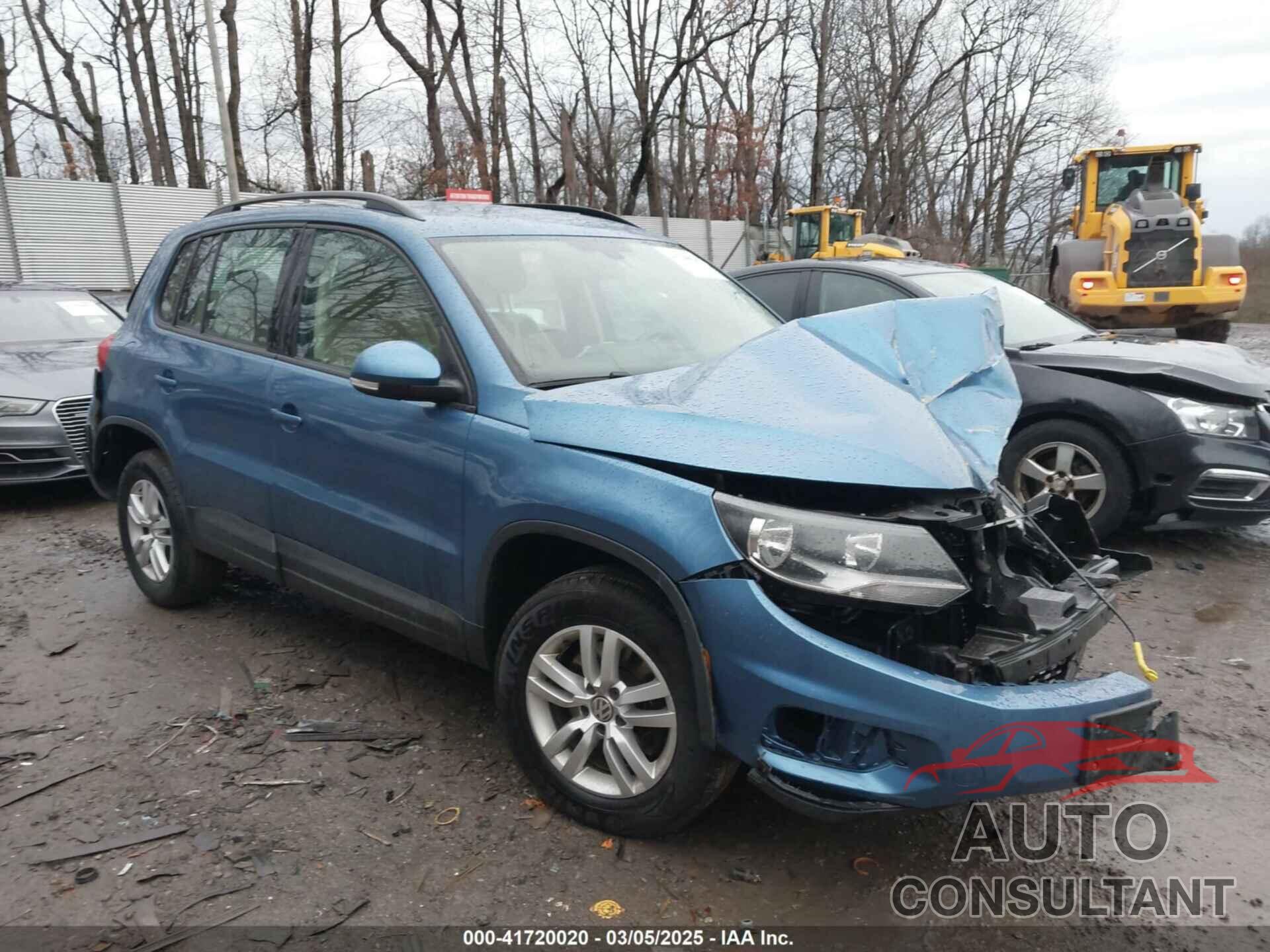VOLKSWAGEN TIGUAN 2017 - WVGBV7AX8HW503018