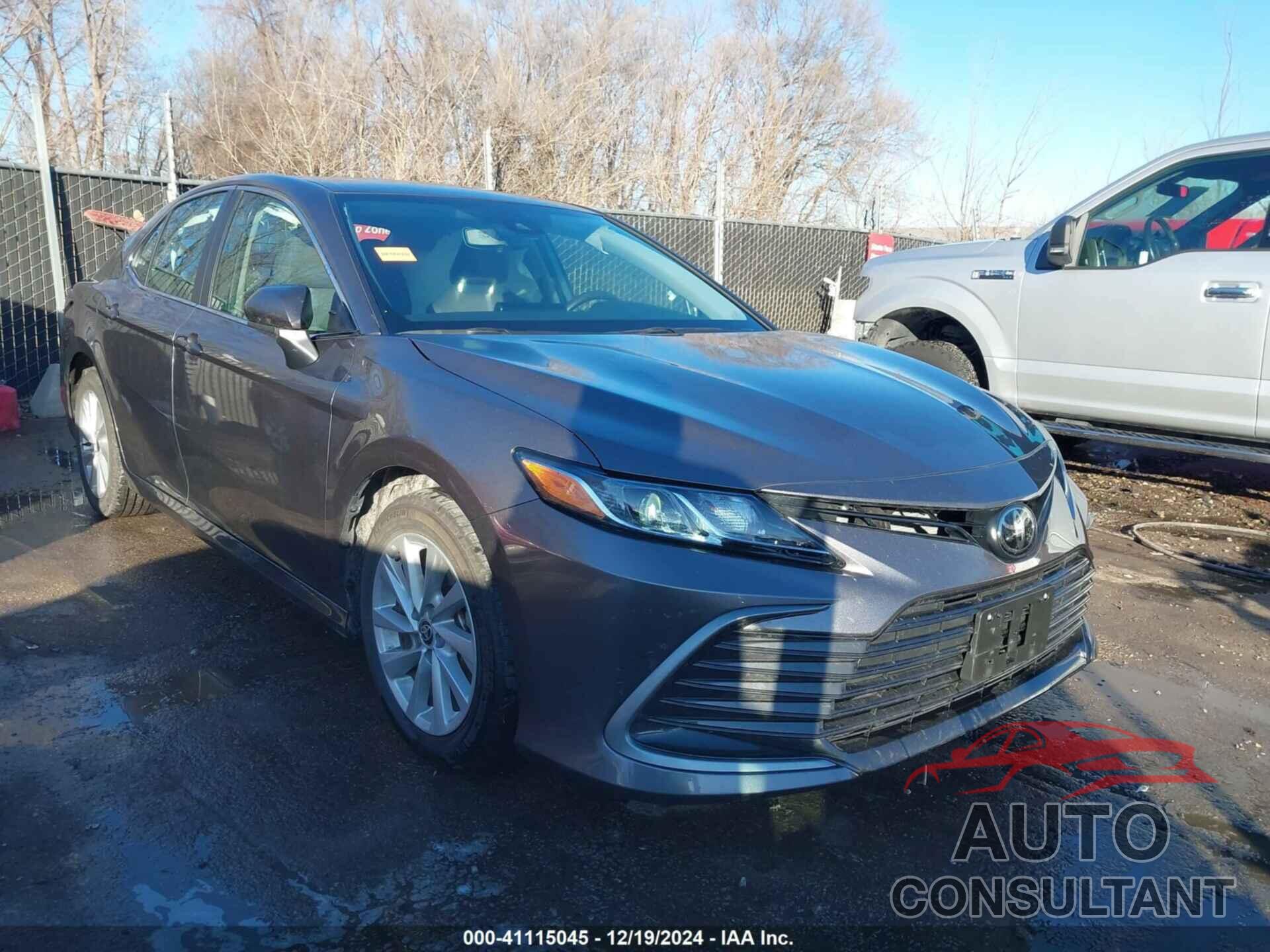 TOYOTA CAMRY 2024 - 4T1C11BK0RU126052