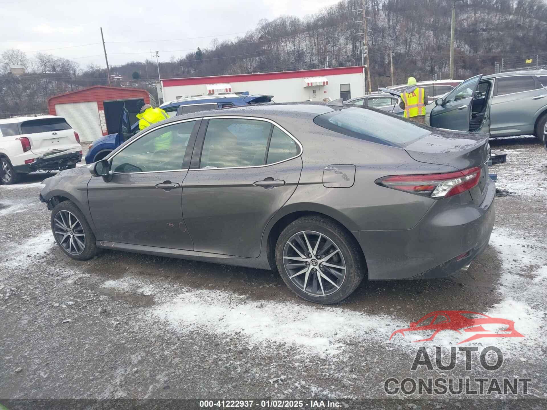 TOYOTA CAMRY 2022 - 4T1F31AK5NU589792