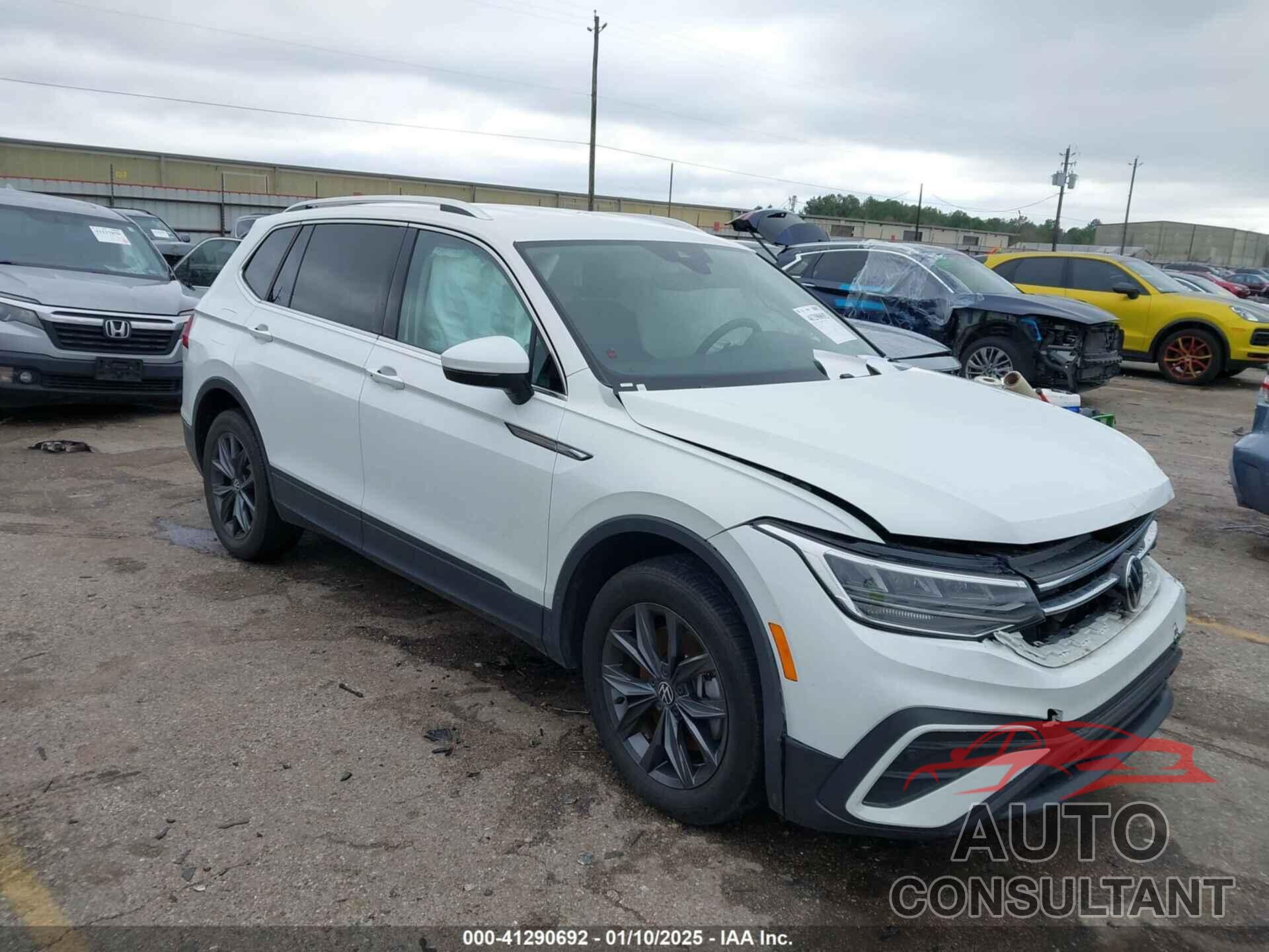 VOLKSWAGEN TIGUAN 2022 - 3VV3B7AX0NM161398