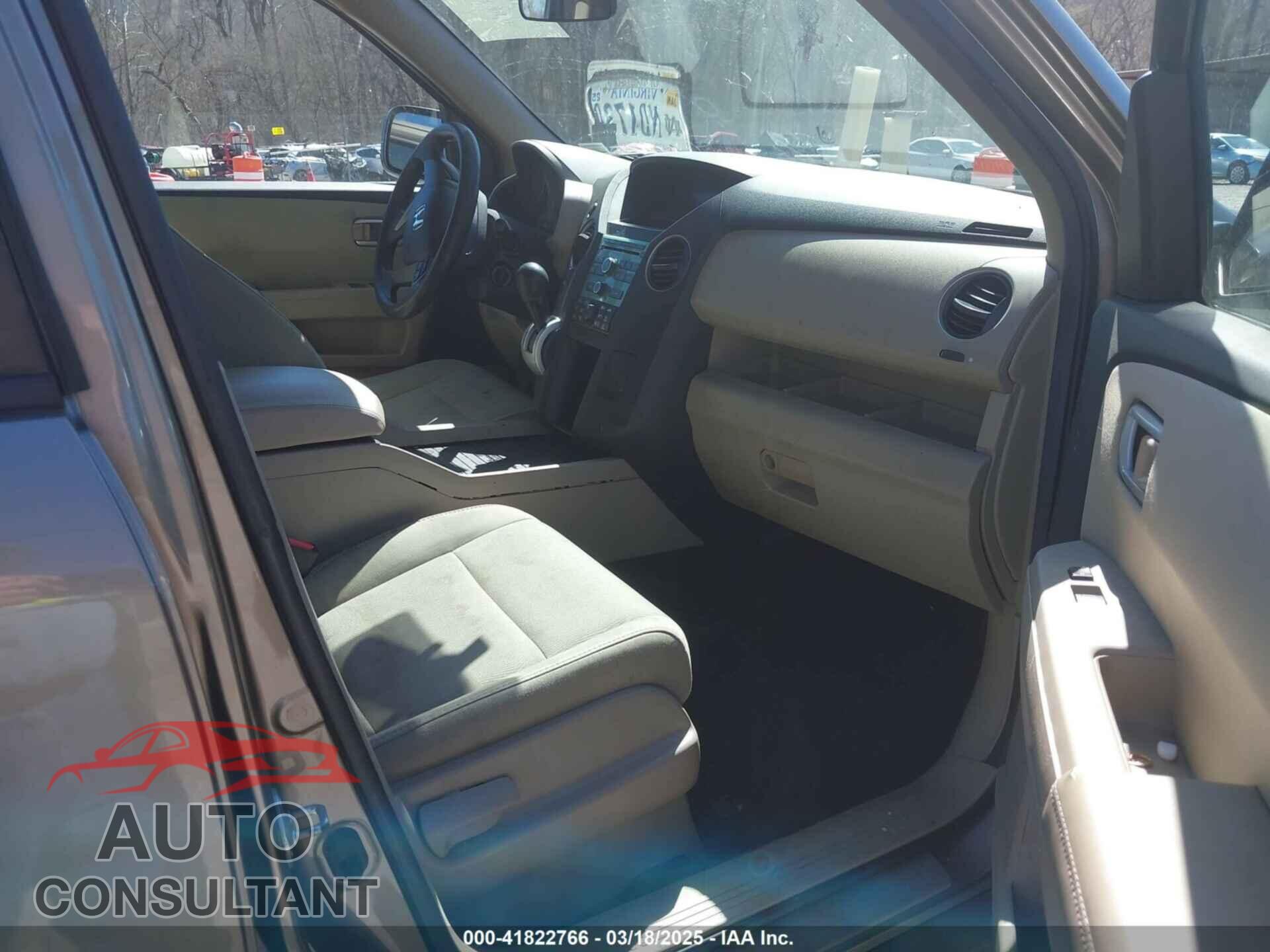 HONDA PILOT 2011 - 5FNYF4H20BB103146