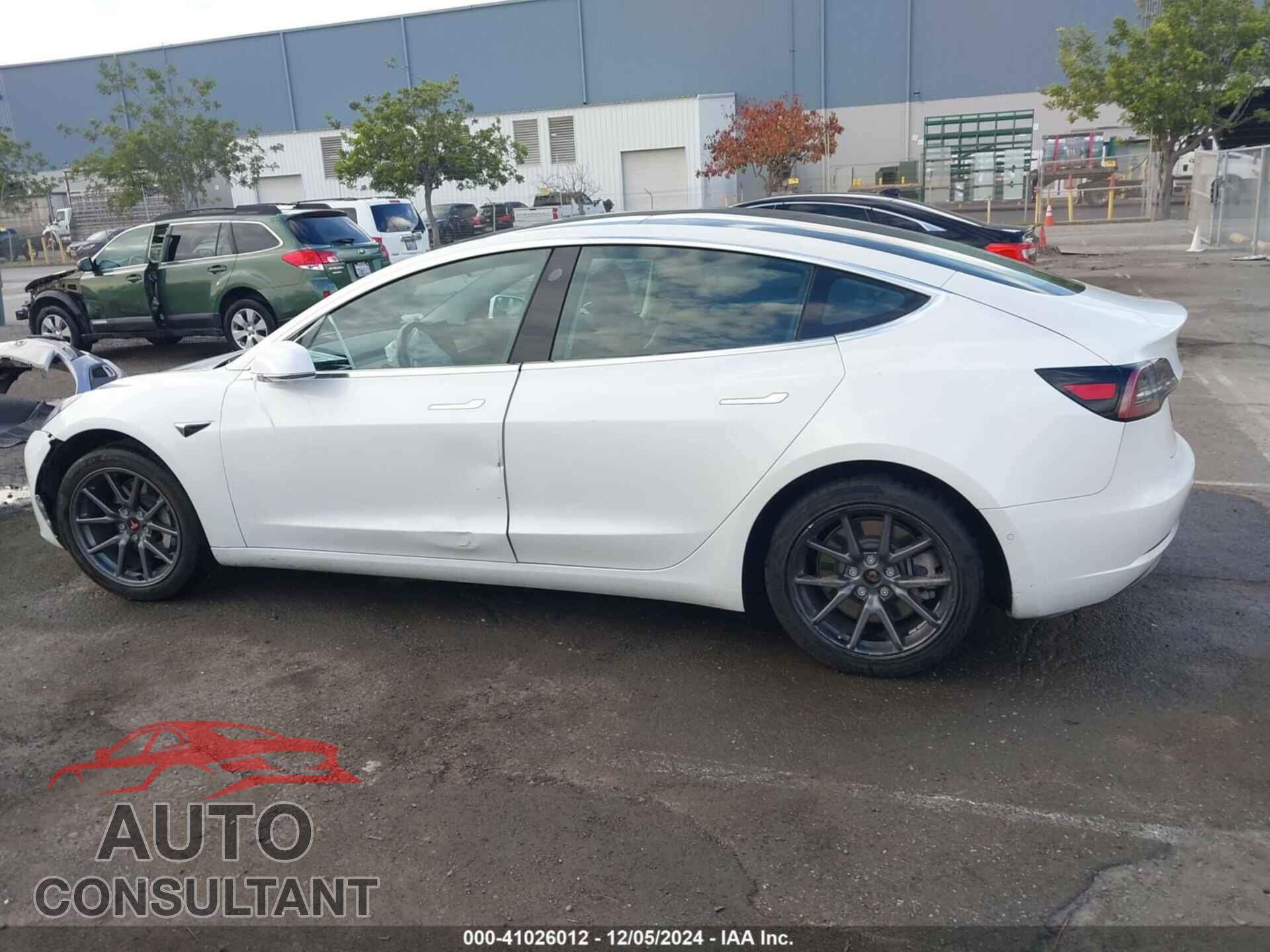 TESLA MODEL 3 2019 - 5YJ3E1EA8KF401595