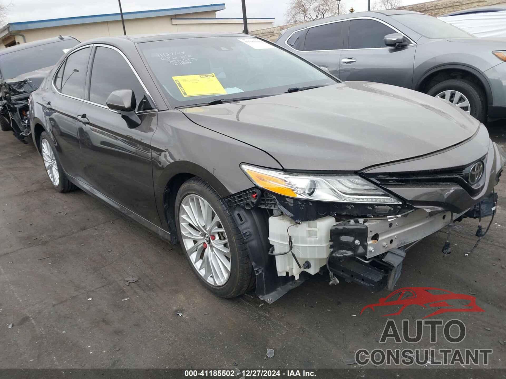 TOYOTA CAMRY 2018 - 4T1BZ1HKXJU007571