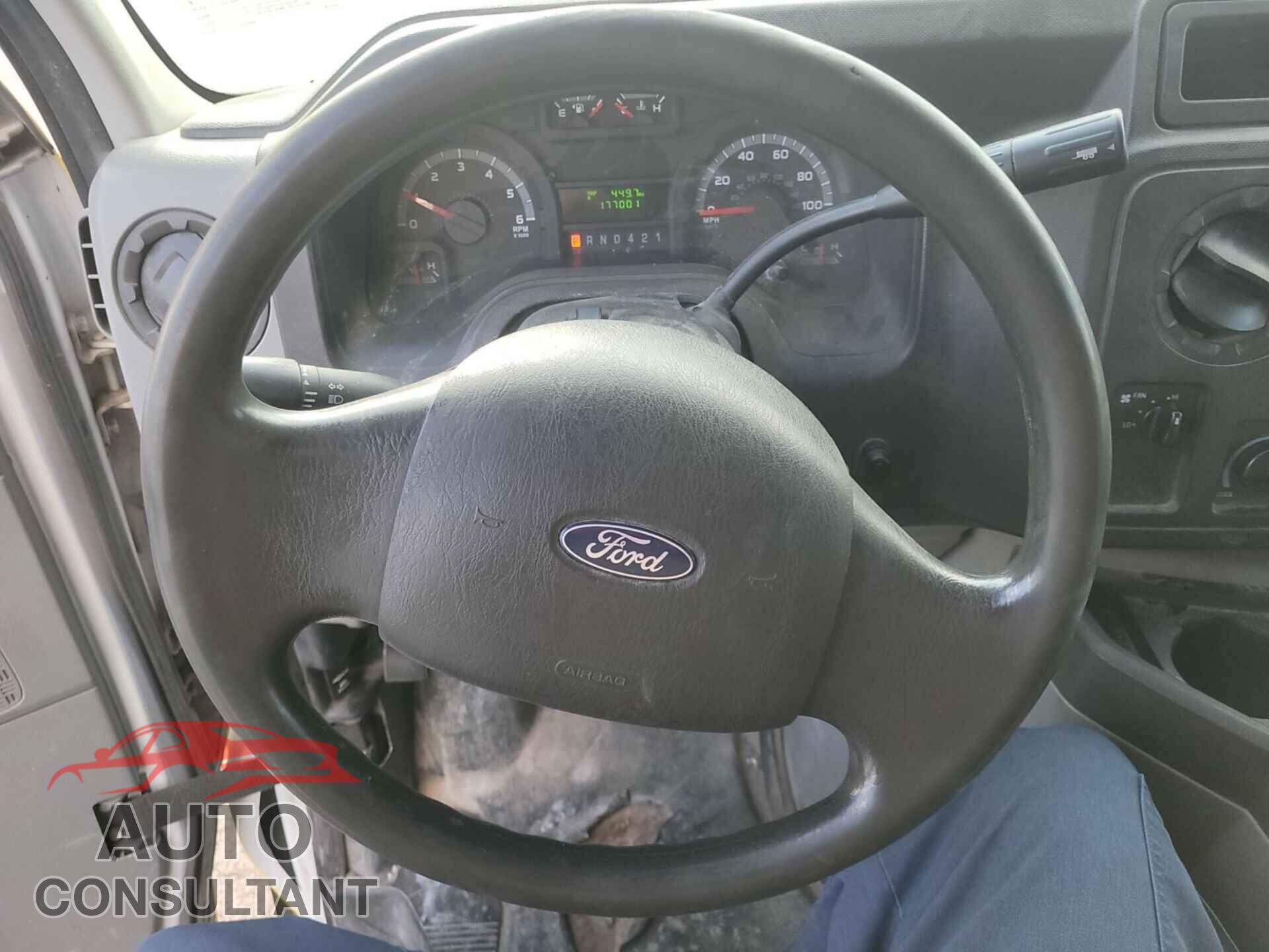 FORD ECONOLINE 2018 - 1FDXE4FS7JDC33198