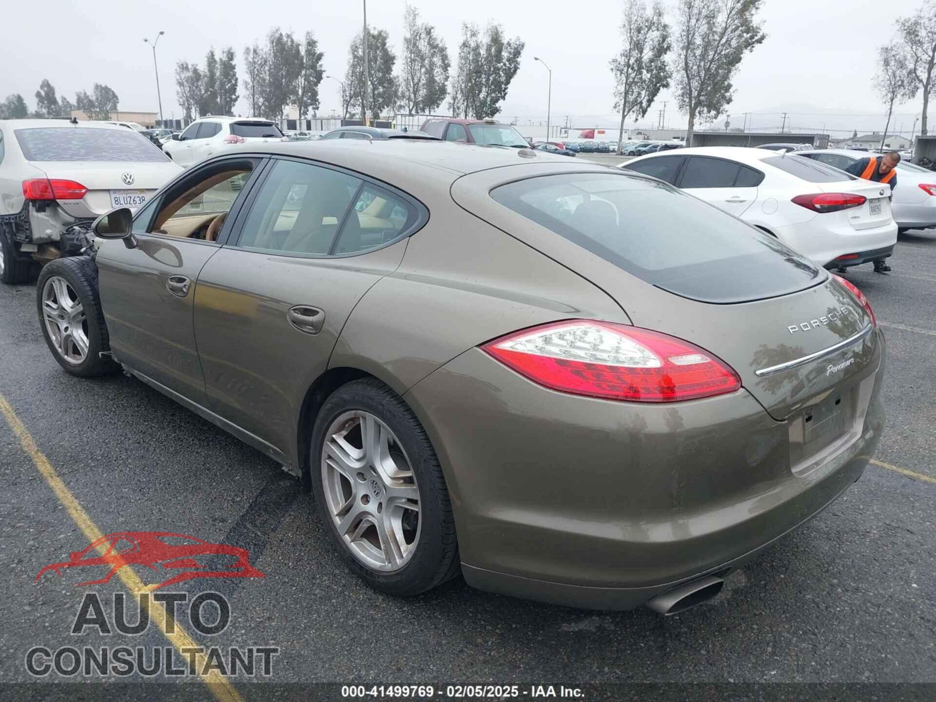 PORSCHE PANAMERA 2011 - WP0AA2A72BL011513