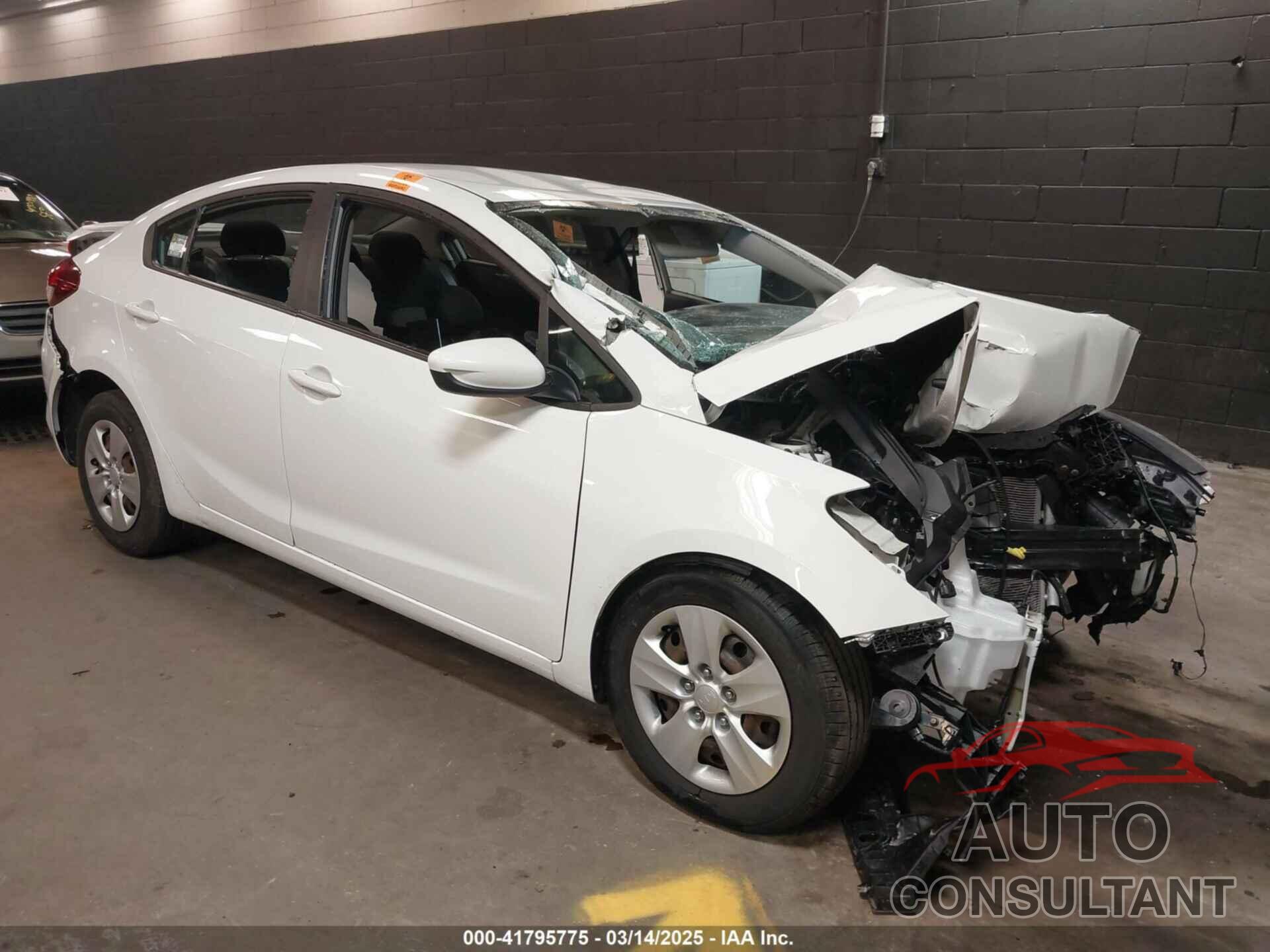 KIA FORTE 2017 - 3KPFK4A74HE019922
