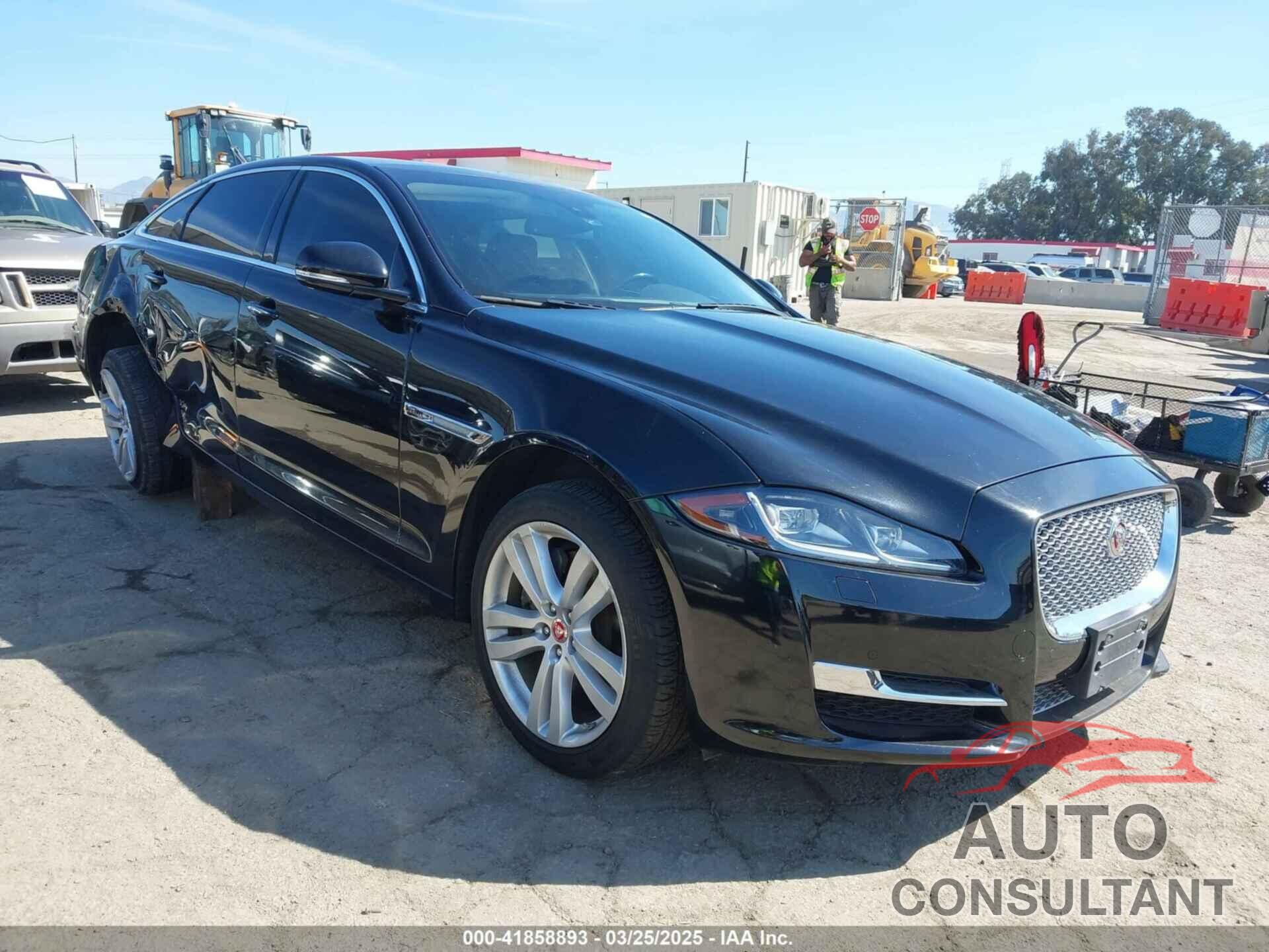 JAGUAR XJ 2016 - SAJWA2G79G8V93196