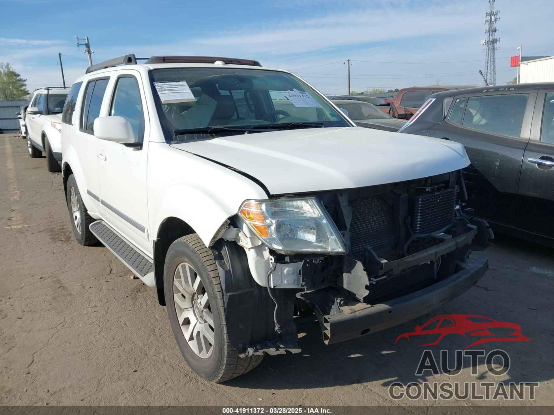 NISSAN PATHFINDER 2011 - 5N1AR1NB2BC621053