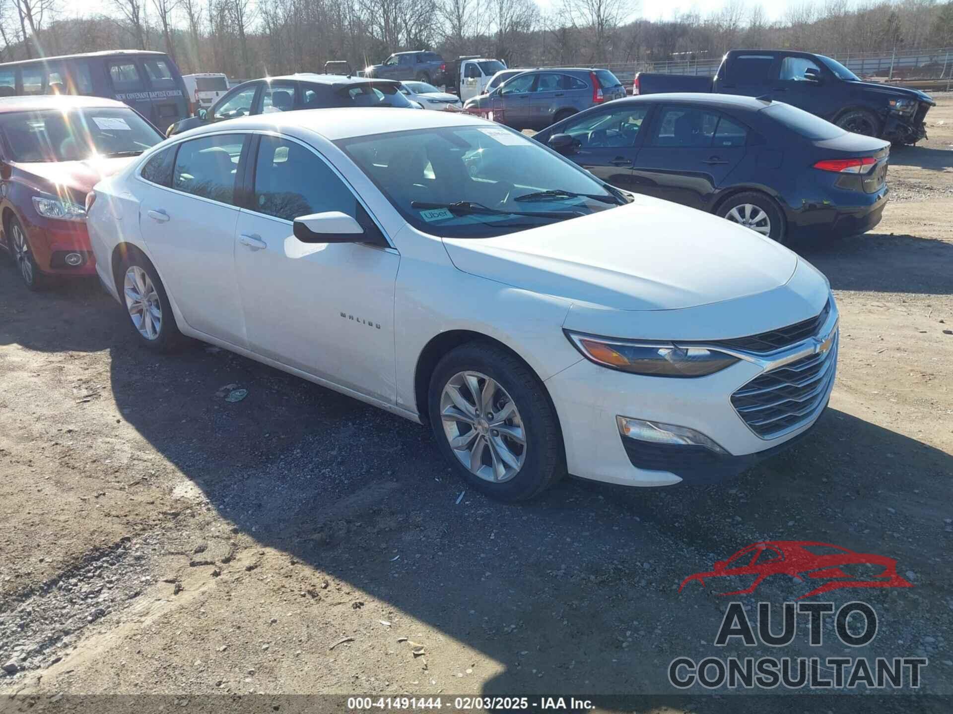 CHEVROLET MALIBU 2022 - 1G1ZD5ST1NF109905