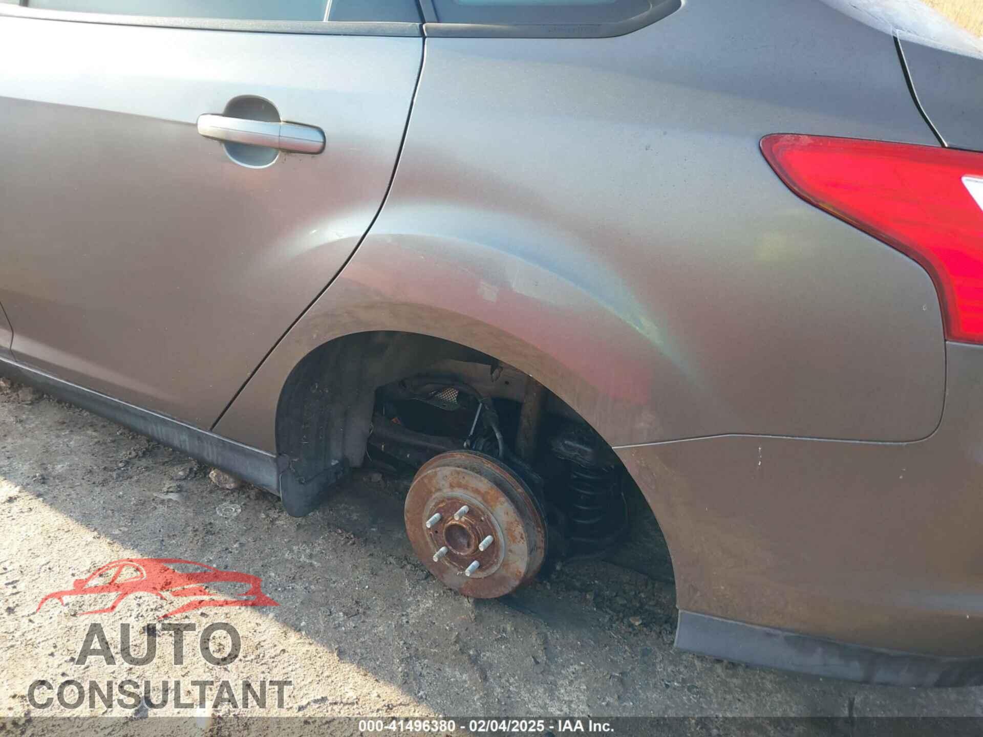 FORD FOCUS 2014 - 1FADP3F29EL392642