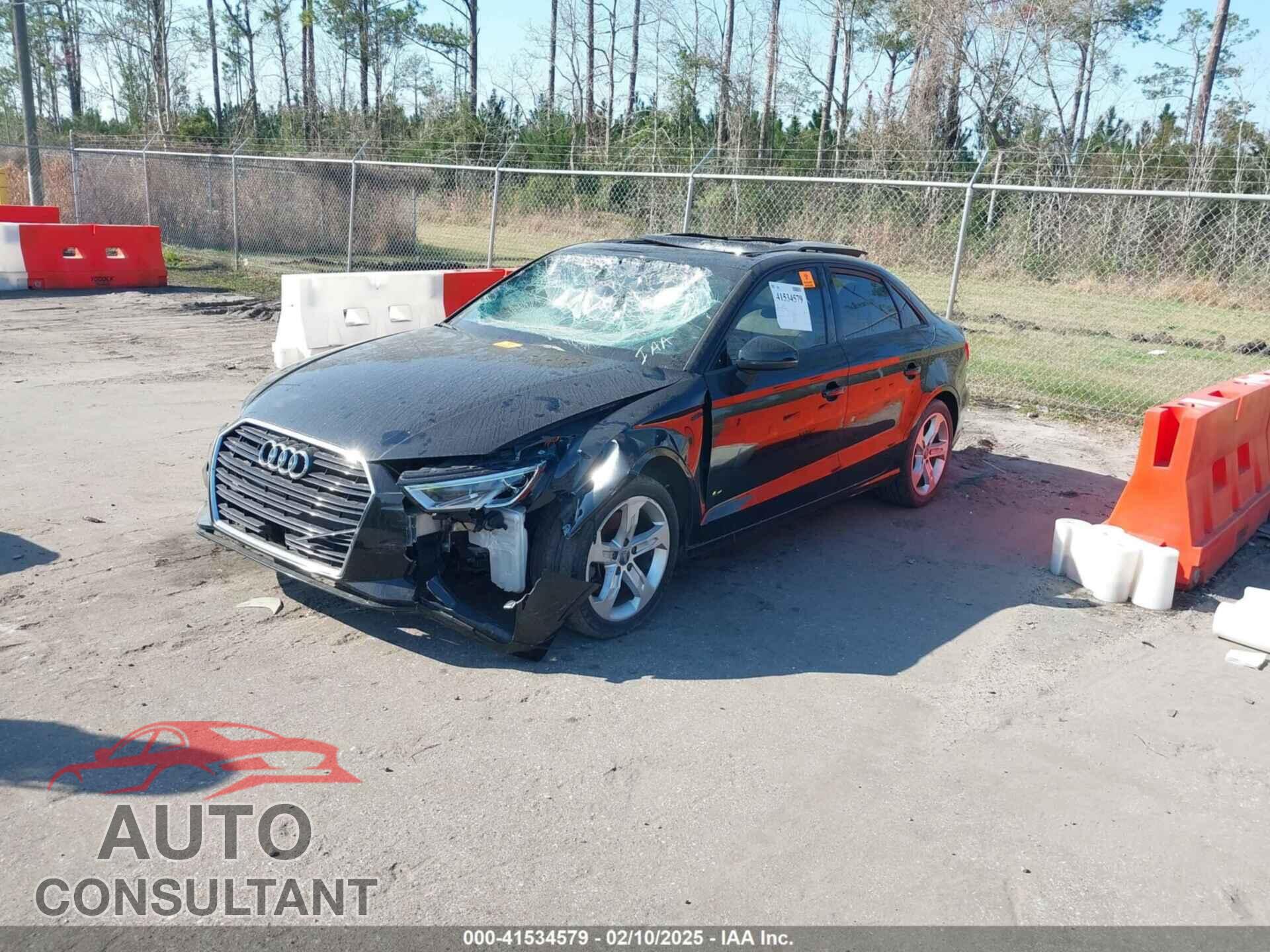AUDI A3 2017 - WAUAUGFF6H1041068