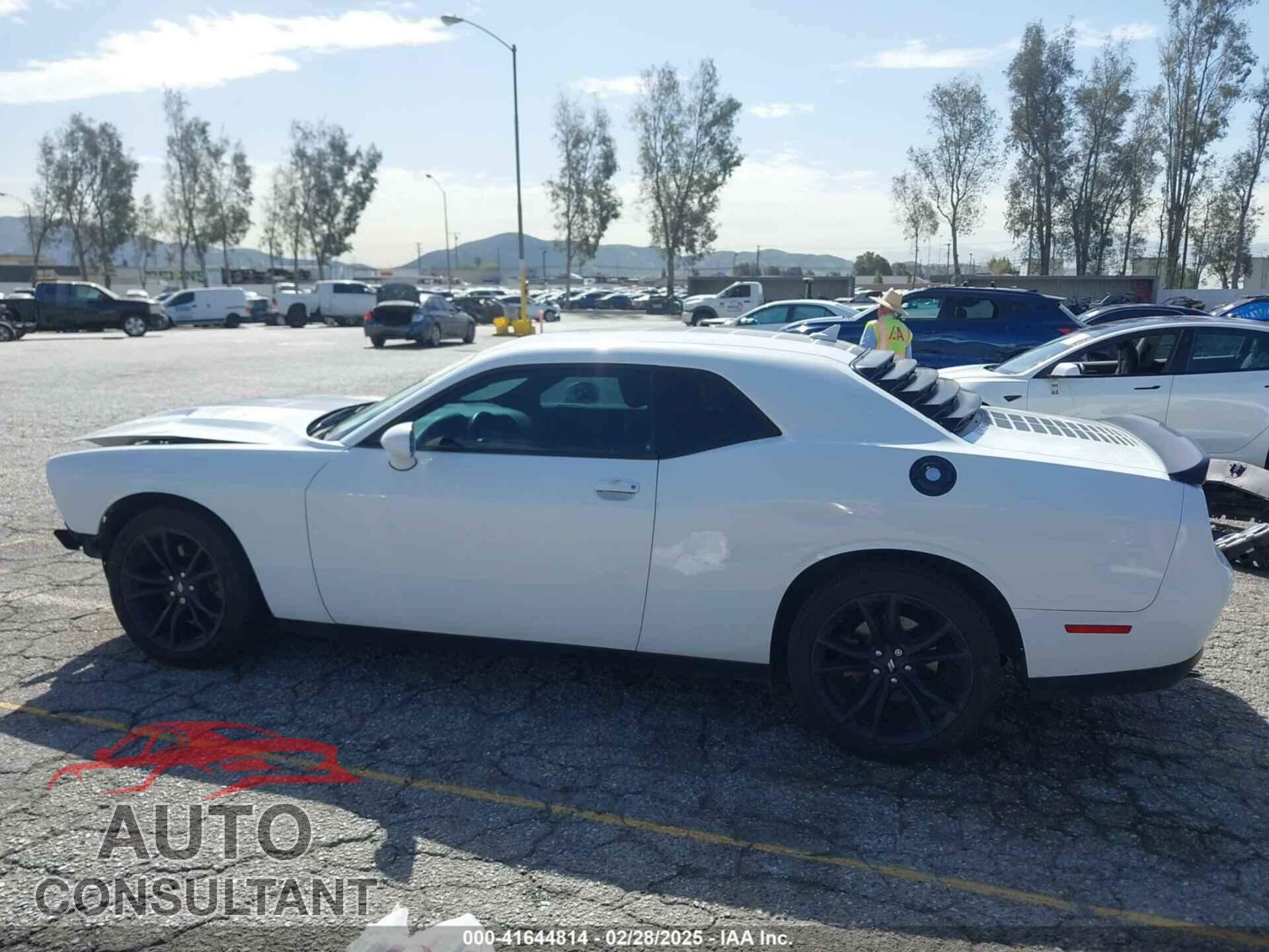 DODGE CHALLENGER 2017 - 2C3CDZAG2HH592644