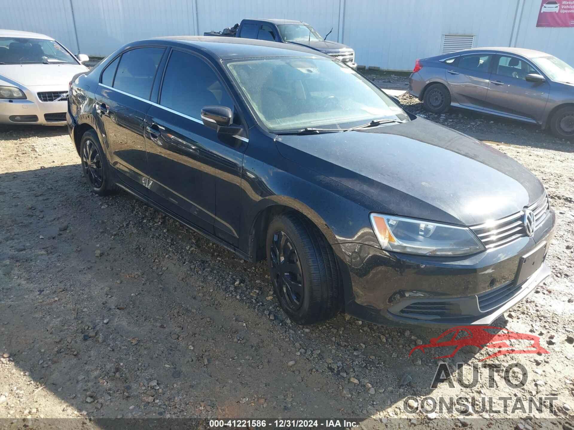 VOLKSWAGEN JETTA 2013 - 3VWDP7AJ3DM445474