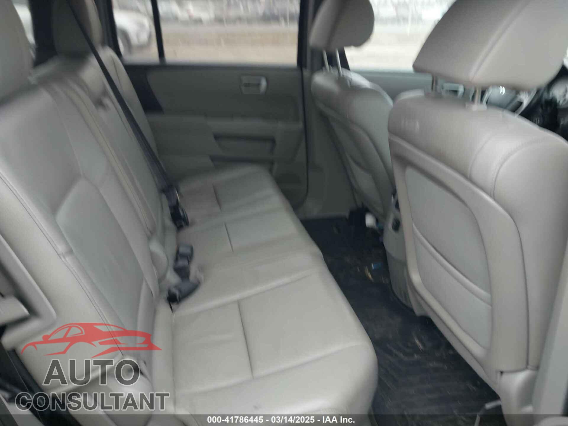 HONDA PILOT 2015 - 5FNYF4H57FB035864