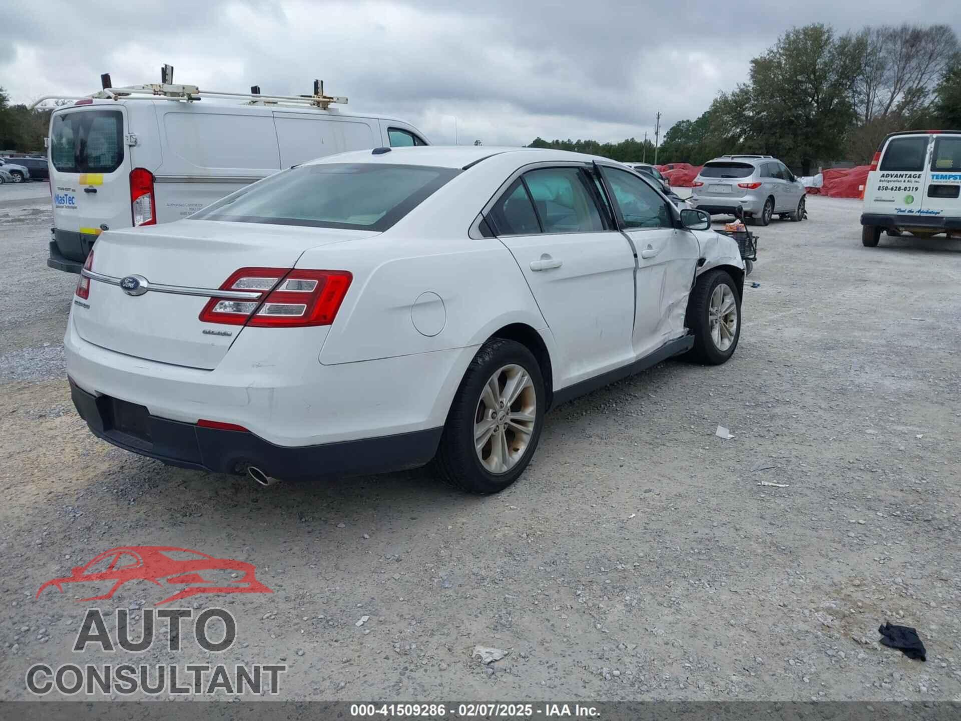 FORD TAURUS 2016 - 1FAHP2D82GG147941