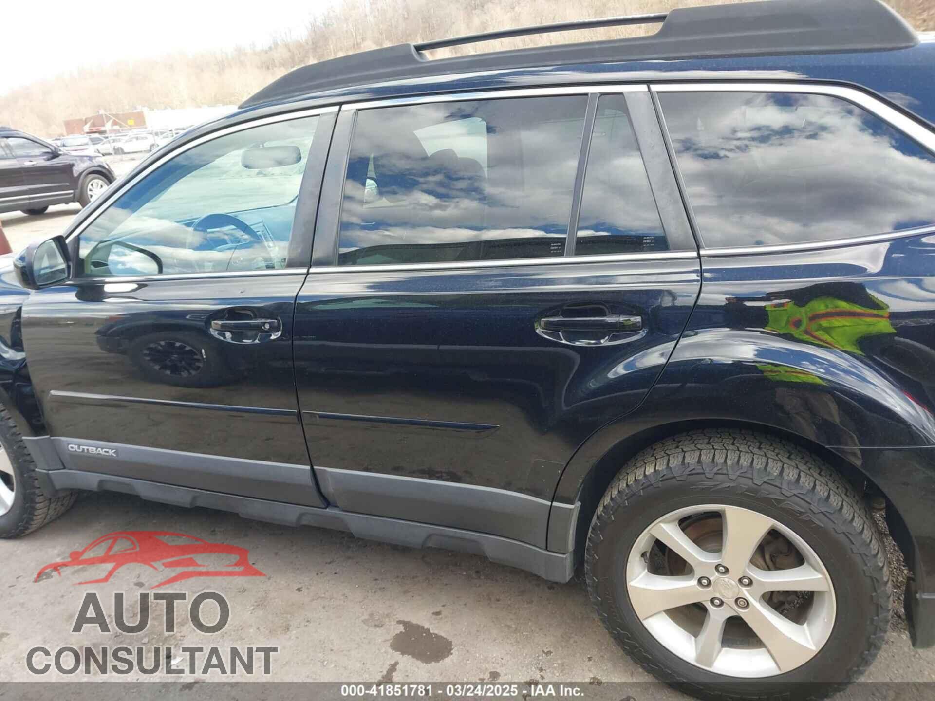 SUBARU OUTBACK 2014 - 4S4BRBLC4E3235812