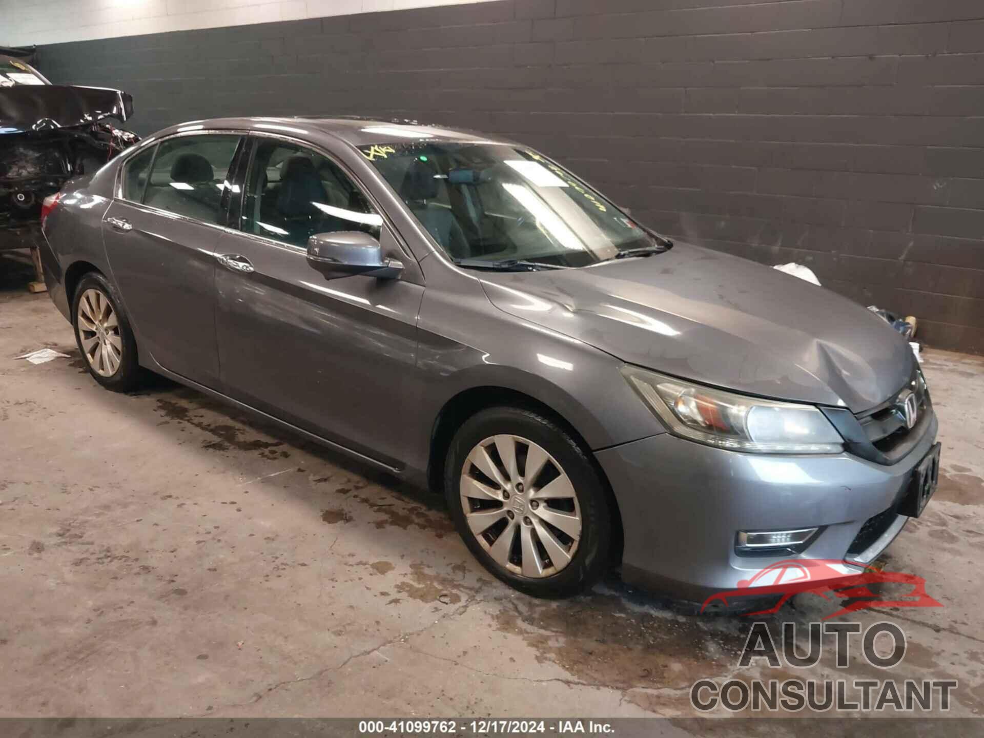 HONDA ACCORD 2013 - 1HGCR3F80DA046995