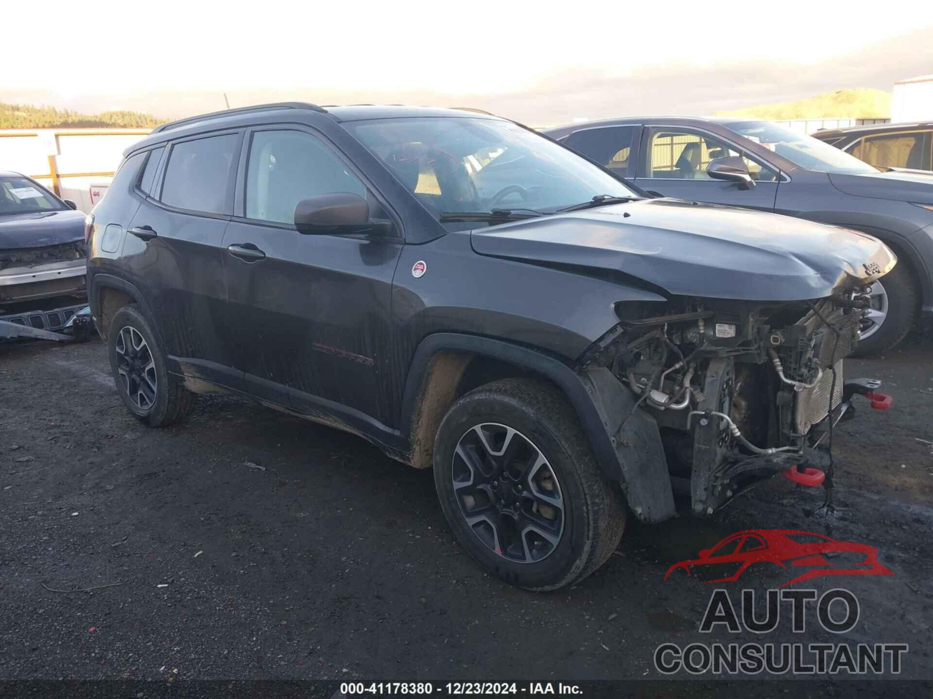 JEEP COMPASS 2019 - 3C4NJDDB8KT790319