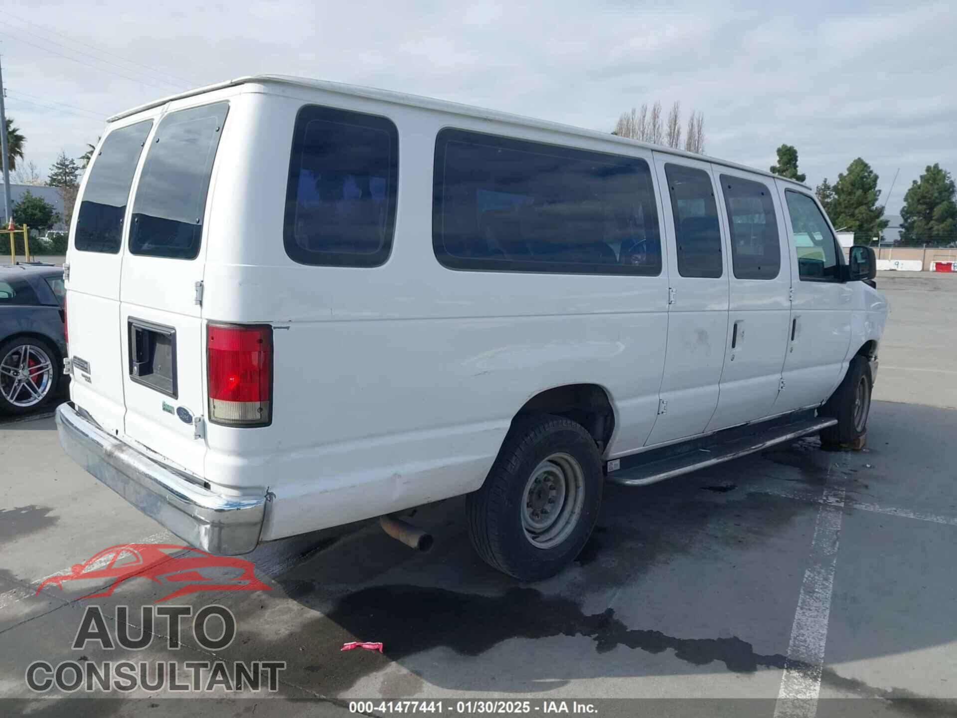 FORD E-350 SUPER DUTY 2013 - 1FBSS3BL4DDA83236