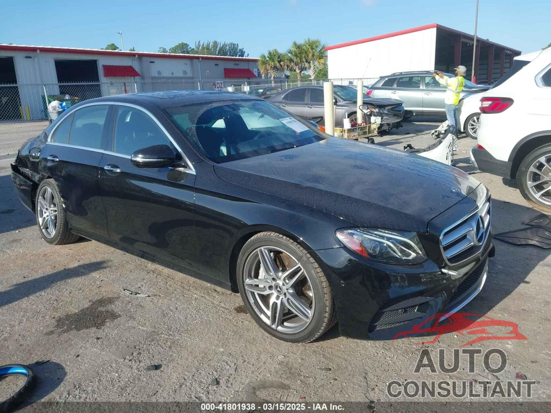 MERCEDES-BENZ E 300 2018 - WDDZF4JB2JA328888