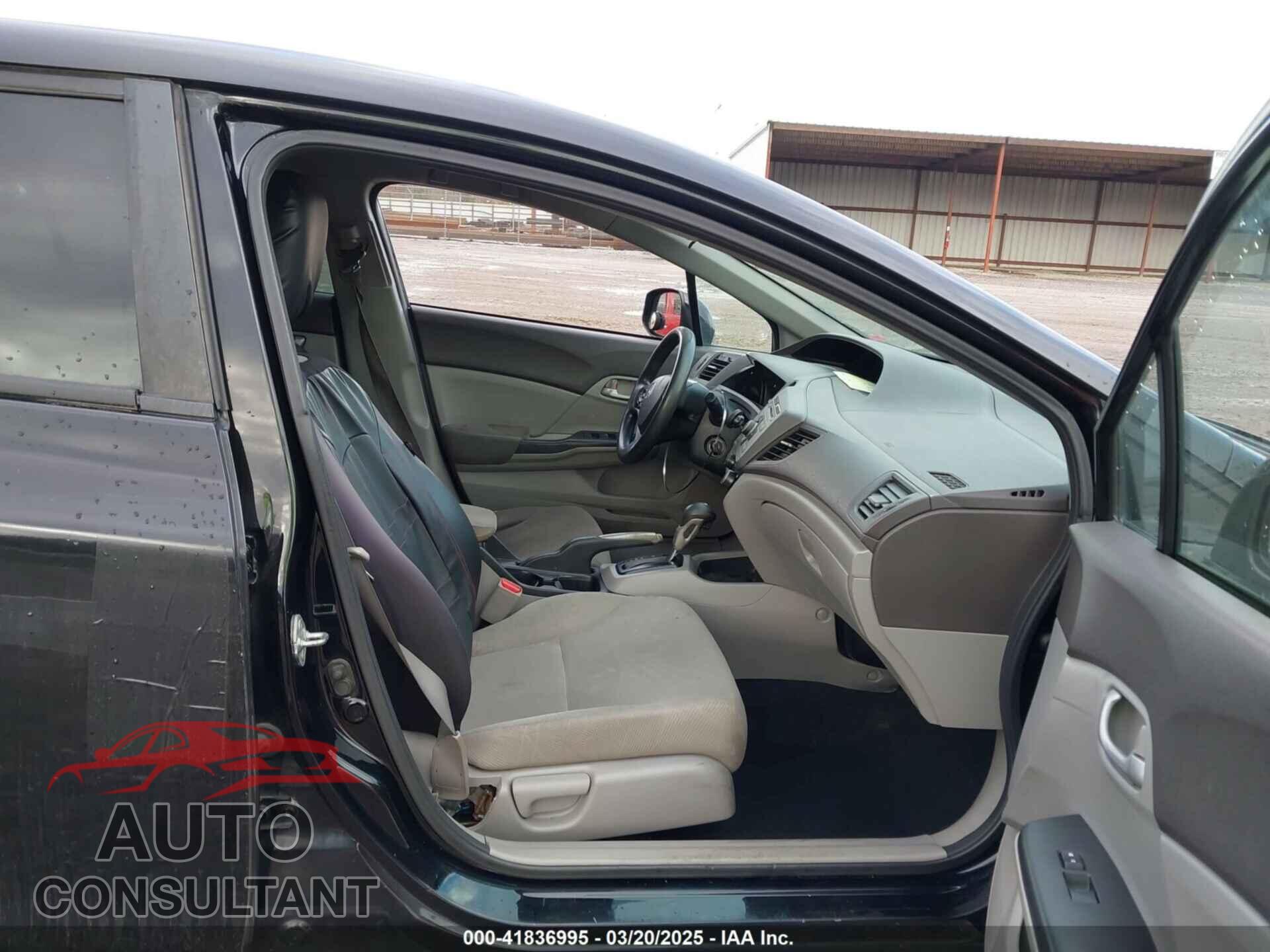 HONDA CIVIC 2012 - 2HGFB2F52CH332302